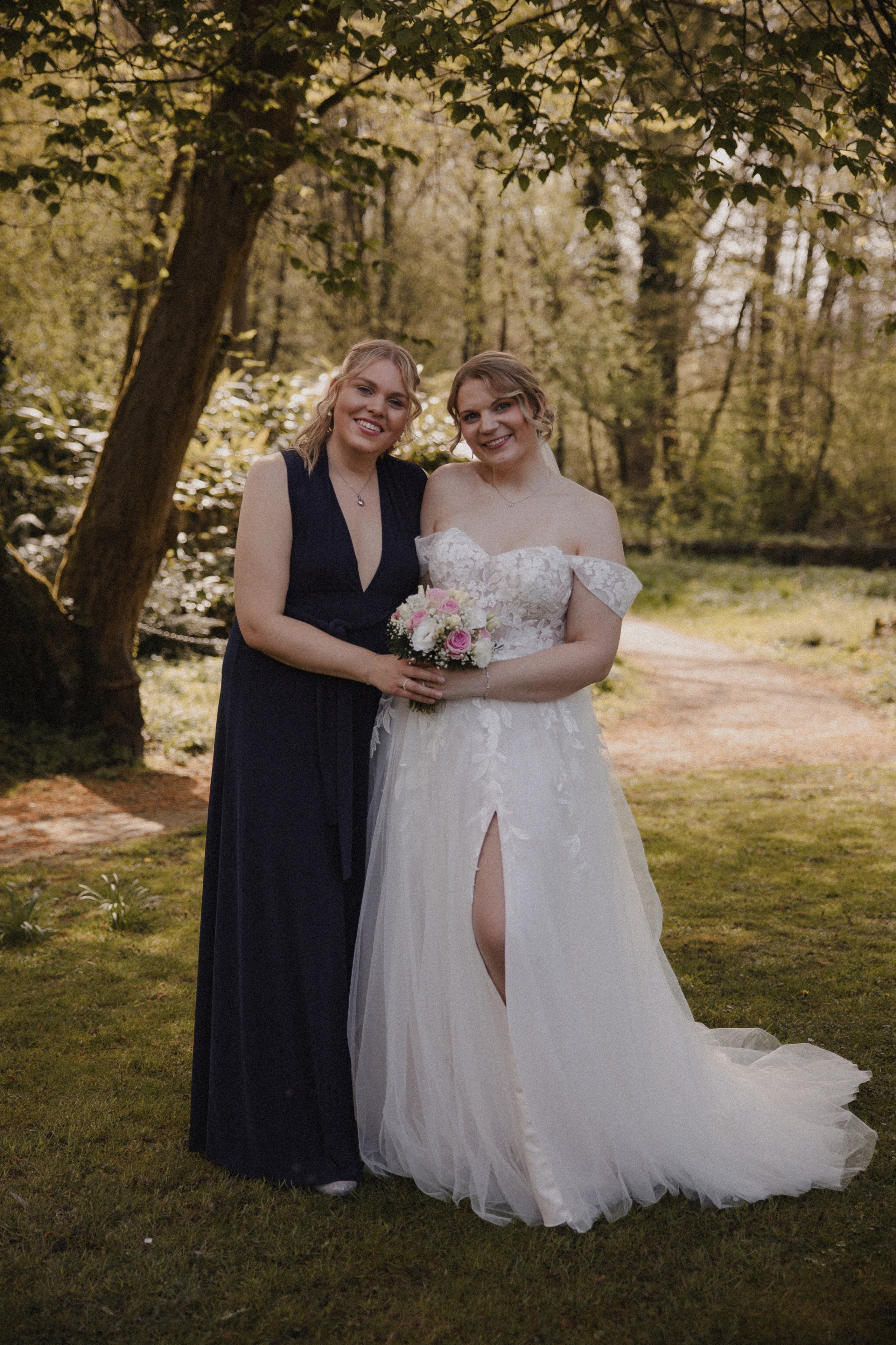 Lorena & Jan l Schloss Sythen. Hochzeitsfotografin Bochum | Halyna Reiche Fotografie NRW