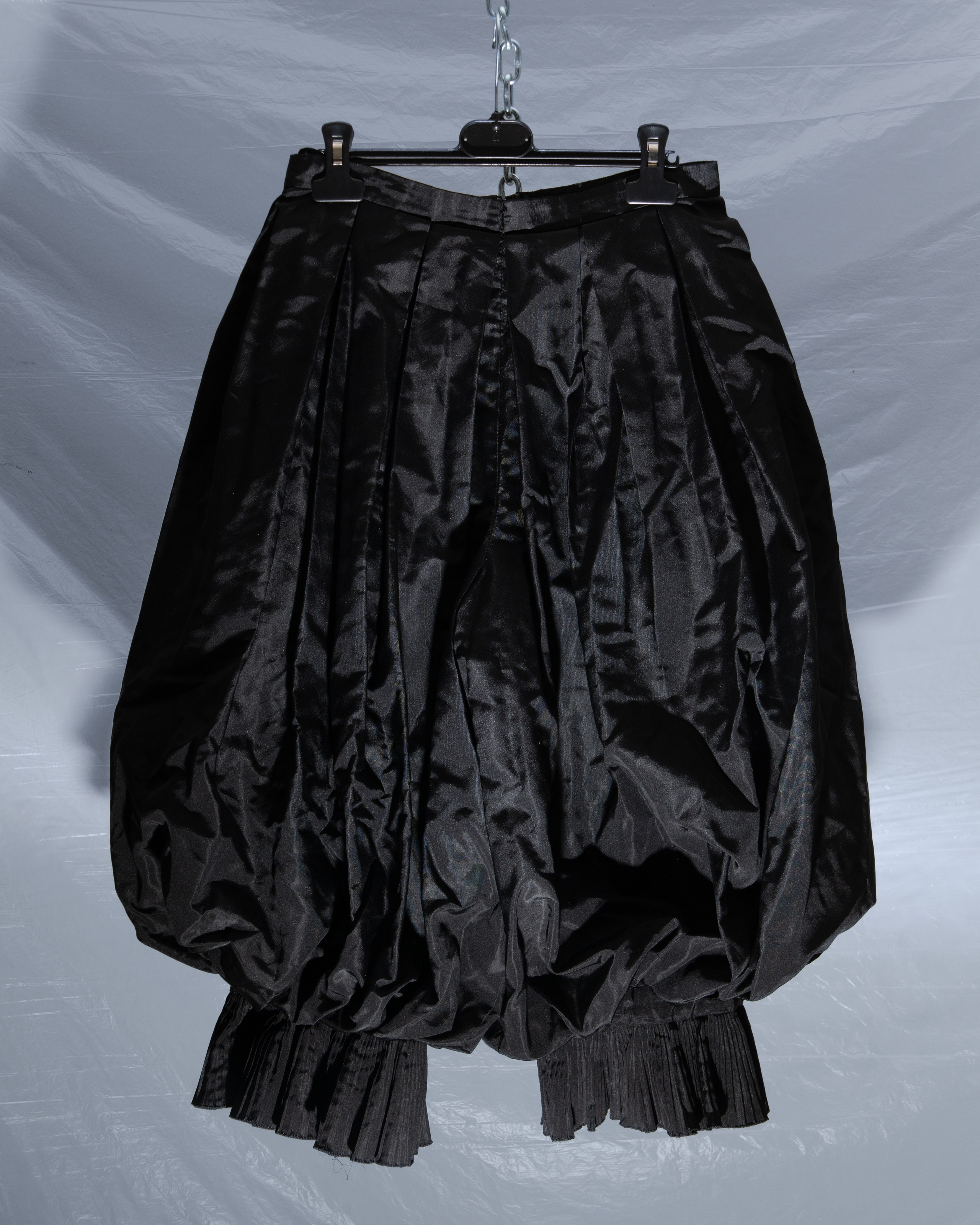 Gonne / Pantaloni. Aura Studio / co-design space