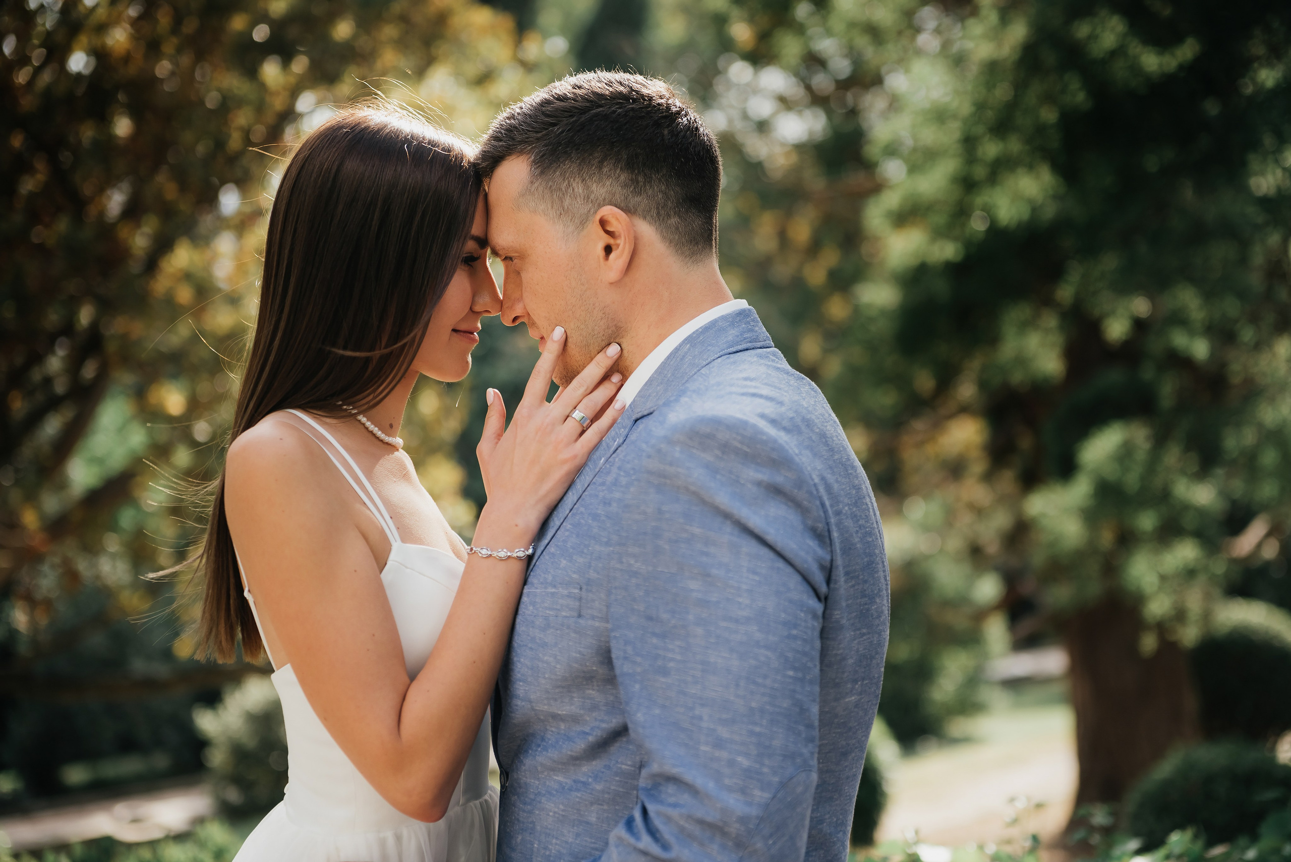 Dmitrii & Albina. Photographer Emil Nalbantov Professional photographer & retoucher