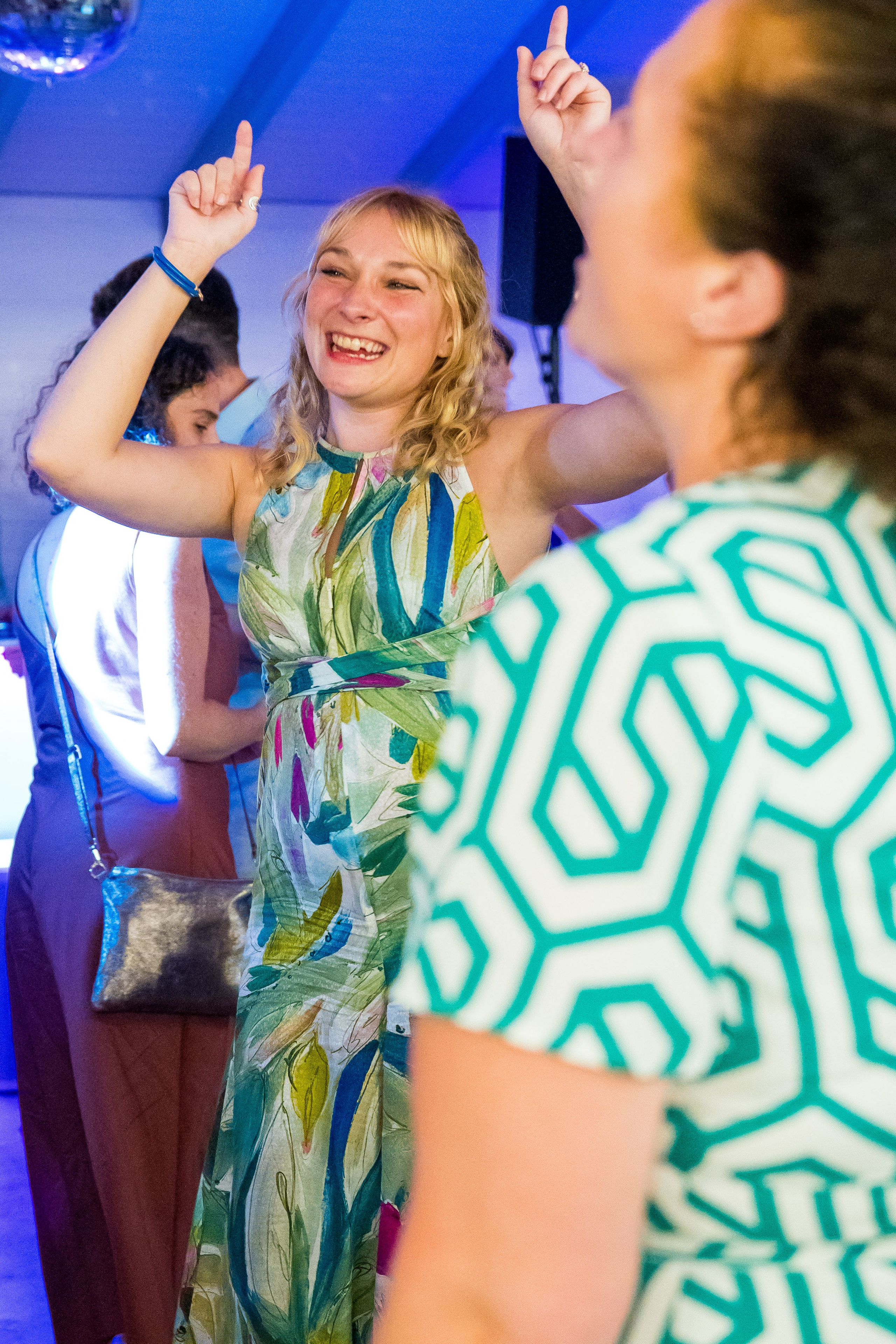 PARTY. Gabriel Florea — Fotograf nuntă București