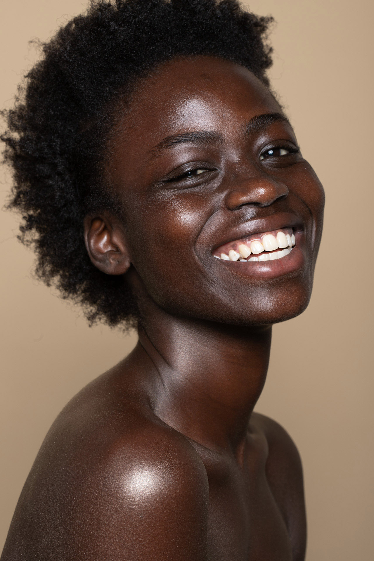 Before-after retouching portfolio. Maria Holman Retoucher