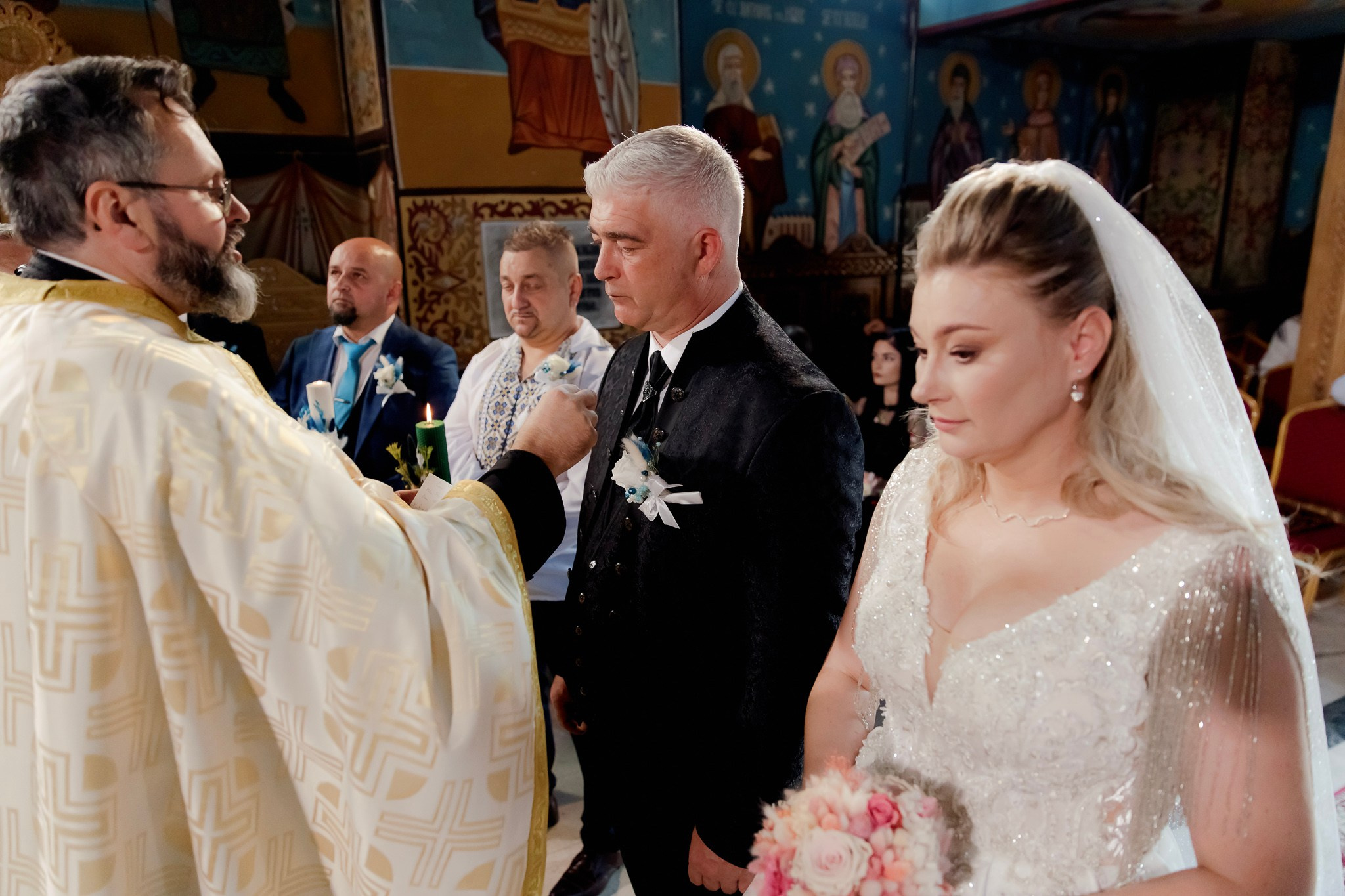 Mihai & Oana. Servicii foto-video profesionale, pentru momente de neuitat