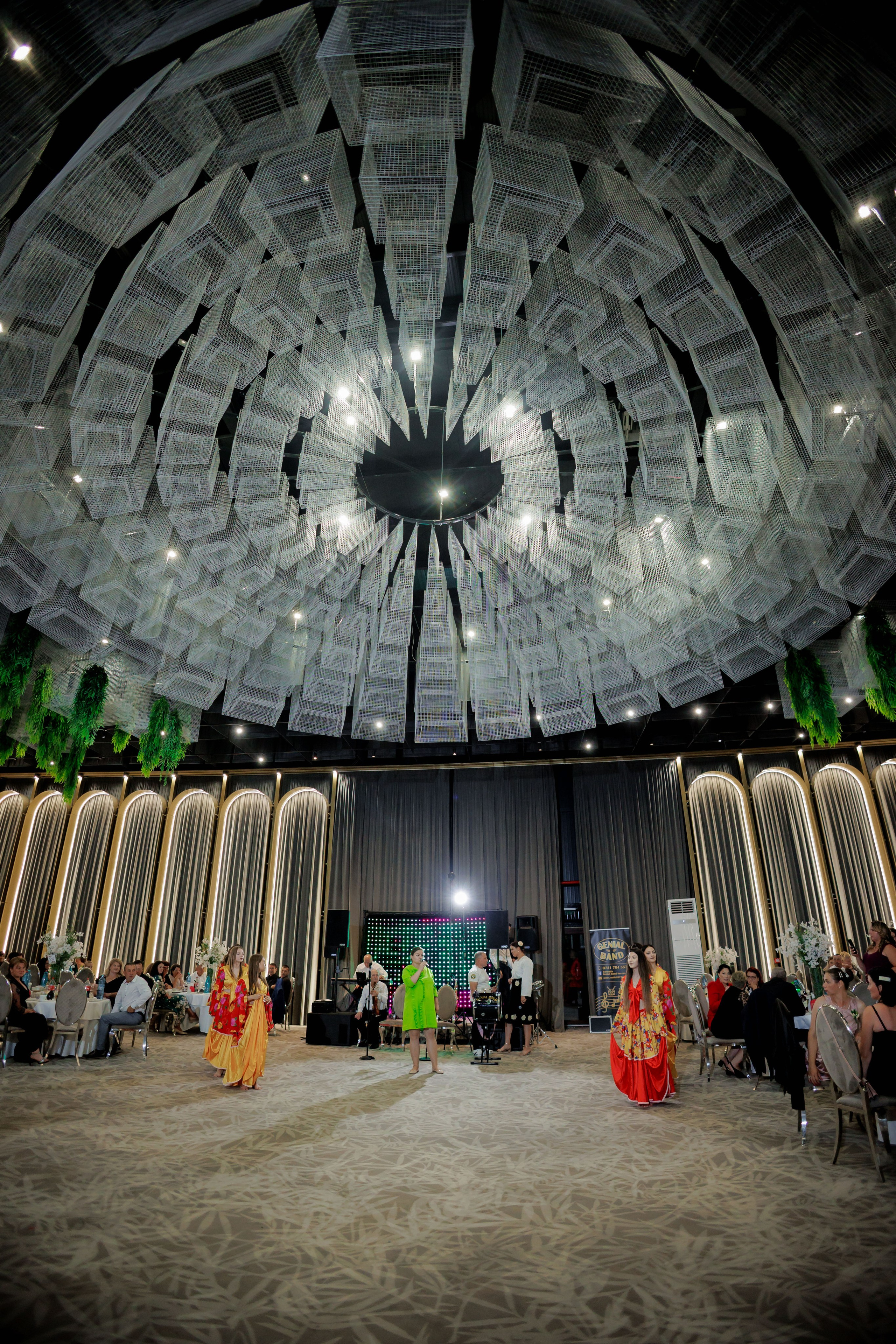 Nunta Nicoleta & Răzvan | Fotografie & Videografie Profesională. Servicii foto-video profesionale, pentru momente de neuitat