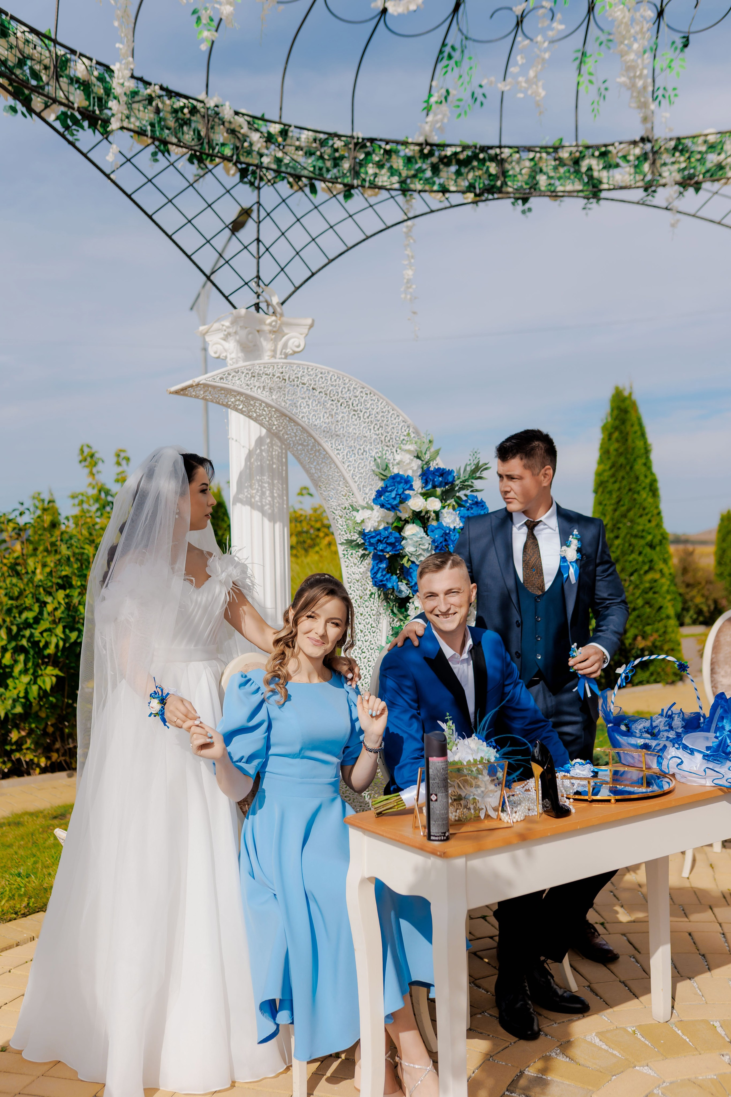 Loredana & Emilian – Ziua Nunții | Videografie - fotografie Botez Suceava, Iași, Botoșani. Servicii foto-video profesionale, pentru momente de neuitat