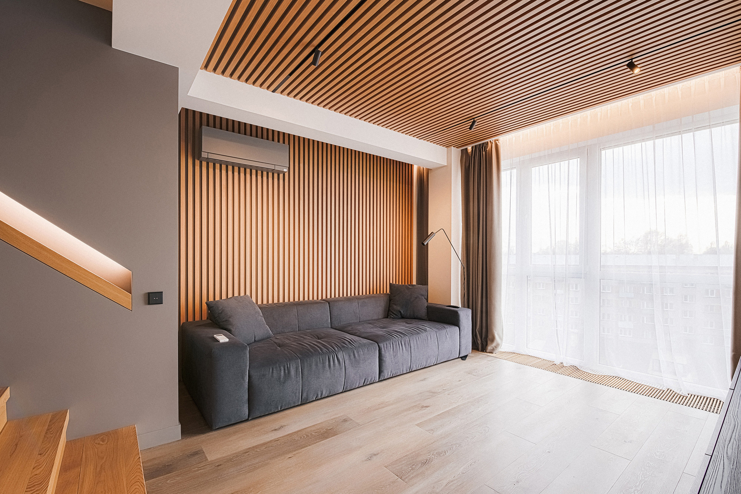 Flat on Buļļu st. Fotogrāfs Rīgā. Gīmenes, individuālās un dažādu produktu fotosesijas