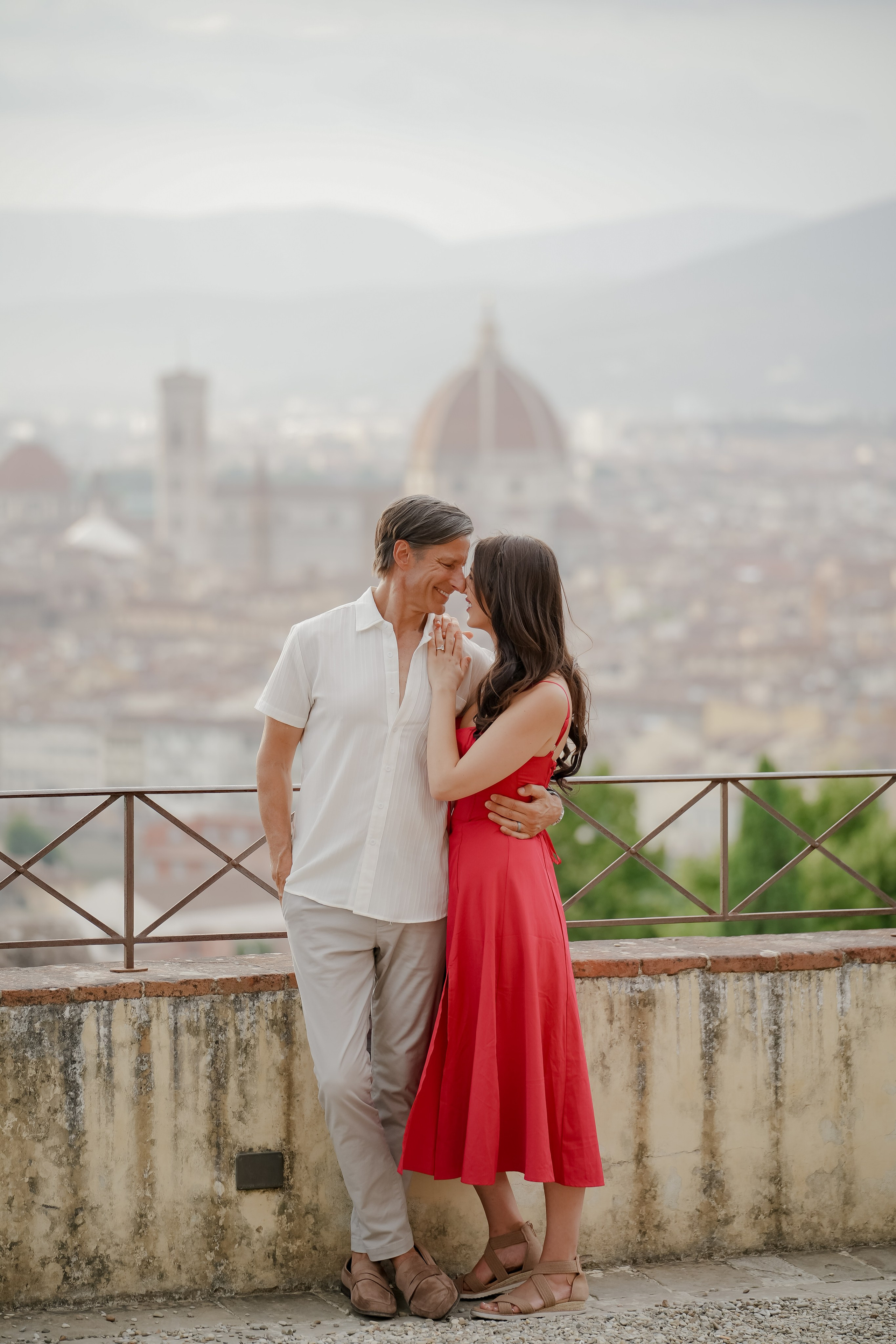 Family Photoshoot. Wedding Photographer in Italy