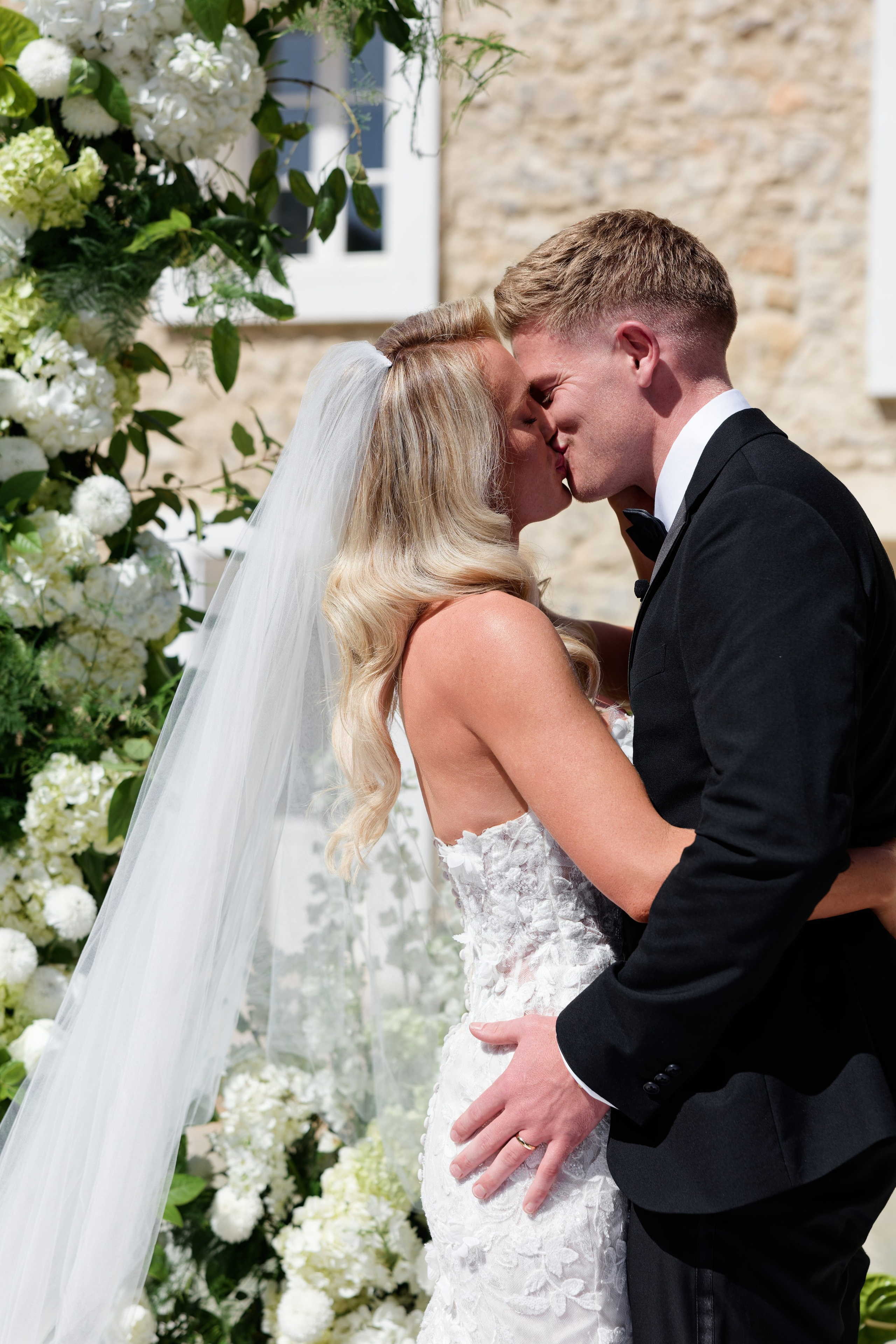 Wedding at Château L’Hospitalet in Narbonne, France. Destination Wedding Photographer — Nikita Burtsev