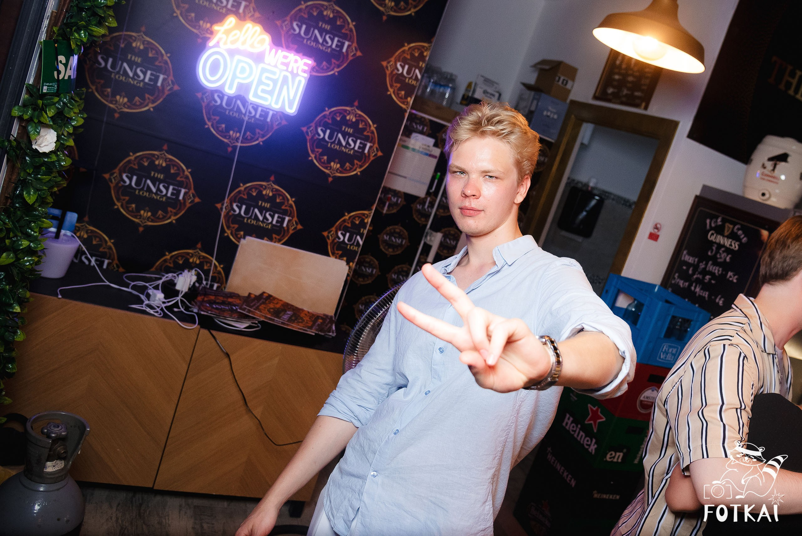 The Sunset Lounge Bar: Reportaje fotográfico 15.08.25 | FOTKAI