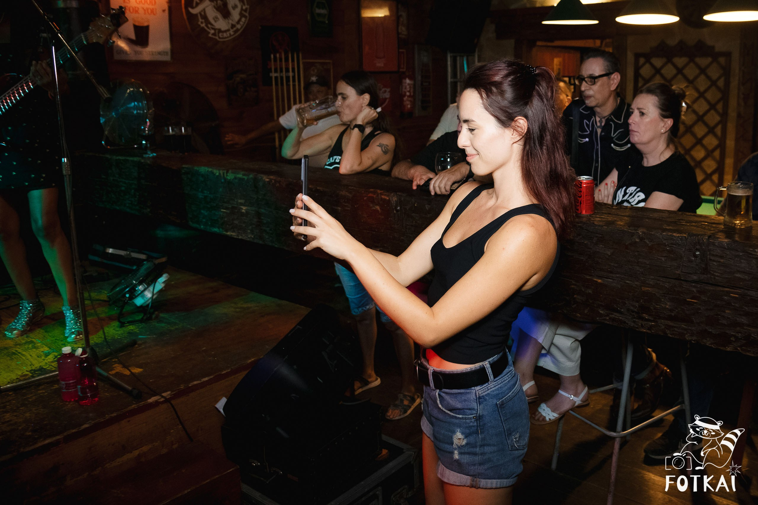Santi Campillo en El Paso Rock Bar Torrevieja: Reportaje fotográfico 30.08.25 | FOTKAI