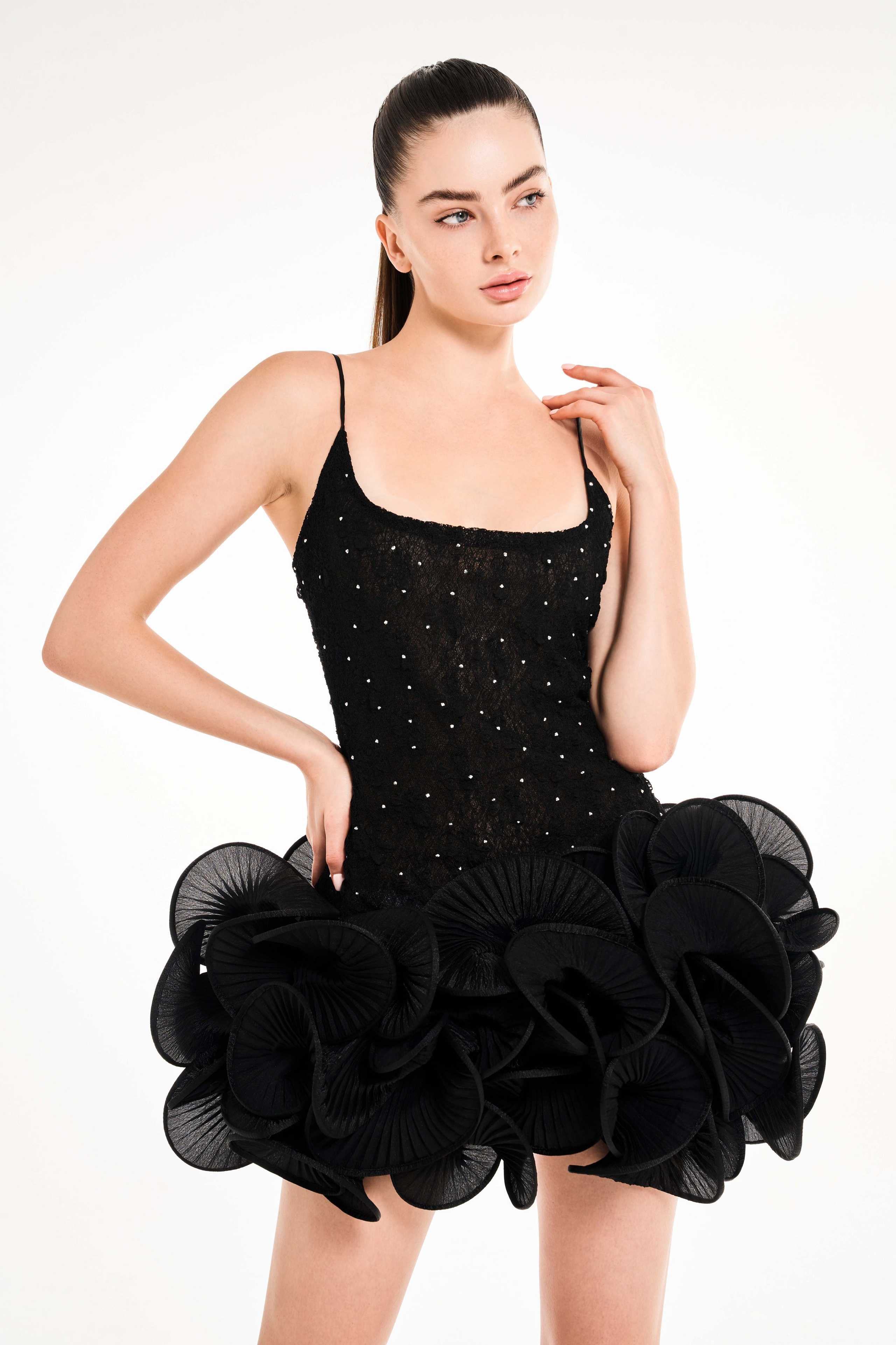 UNO ROBE SS25 LOOKBOOK. Spencer Danyil