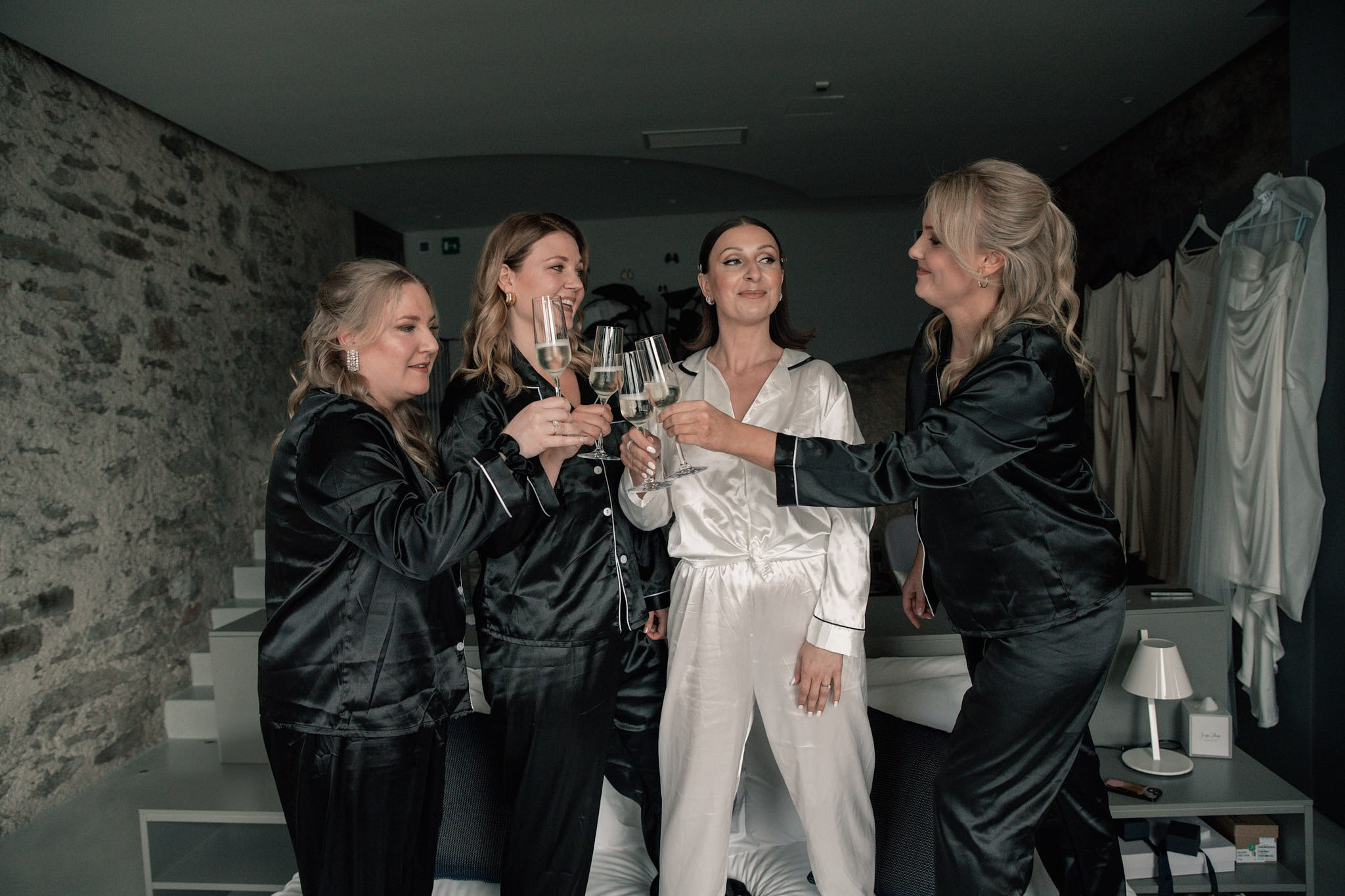 Roxie & Richard Wedding. Fotografo matrimonio Lago di Como Ferrari Media Production