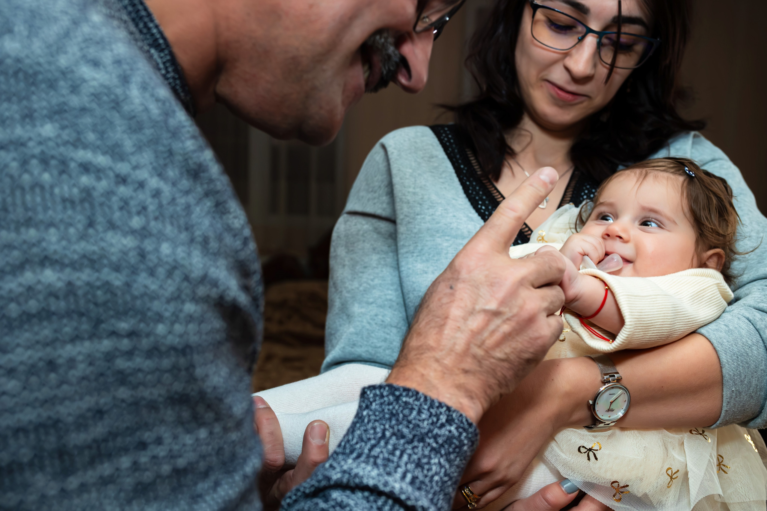 Thea. Ionut Brehuescu — Fotograf