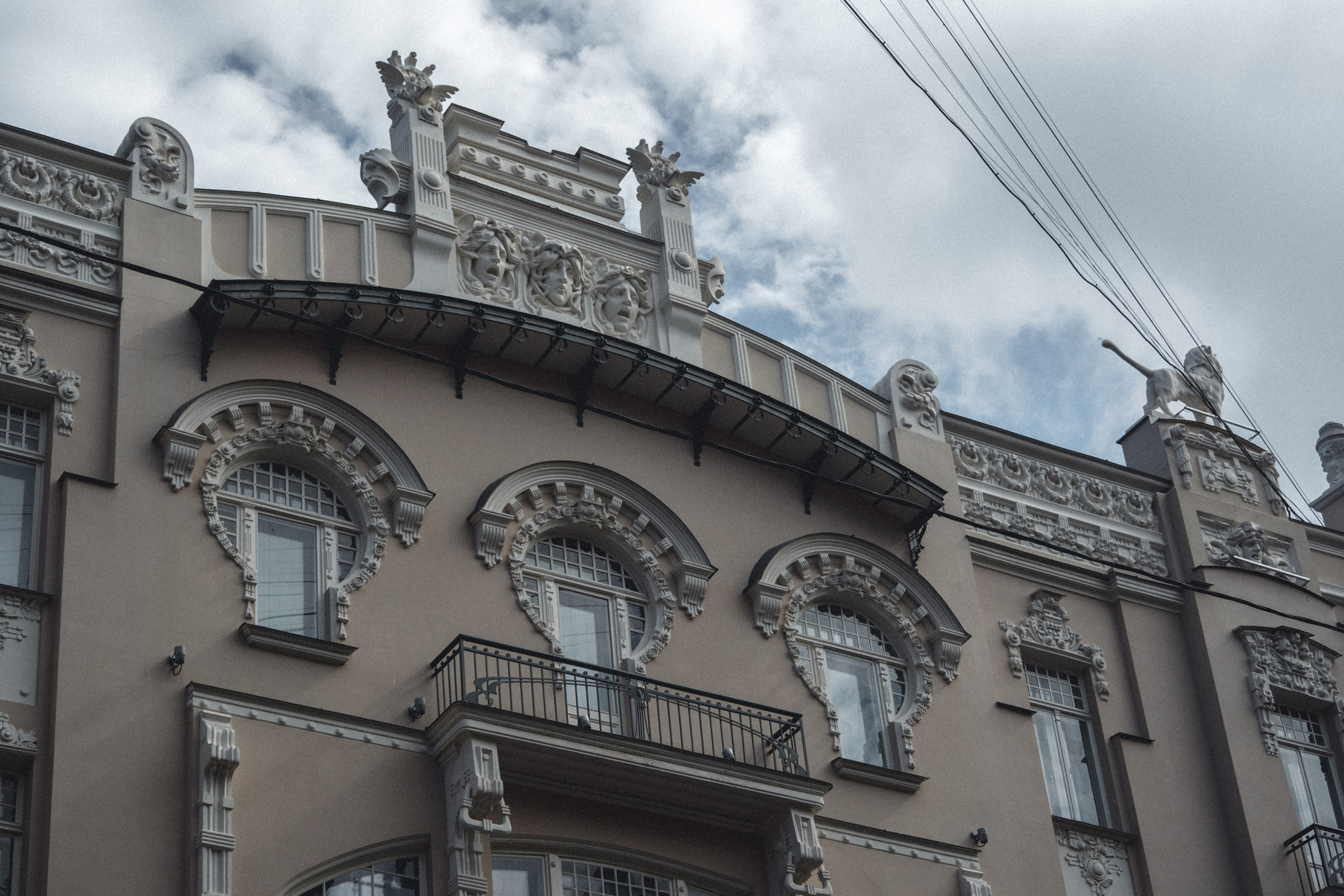 Voyage à Riga. Photographe sur Cote d’Azur. Portraits de familles, couples, enfants, événements