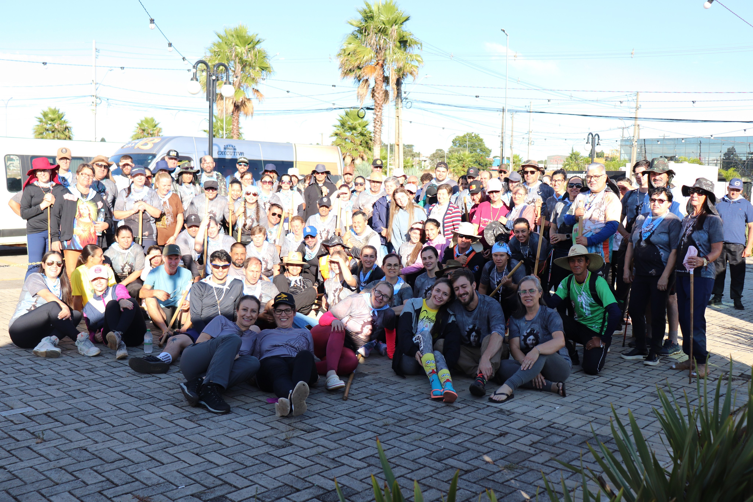 Peregrinação Nossa Senhora de Belém. Handa Produções
