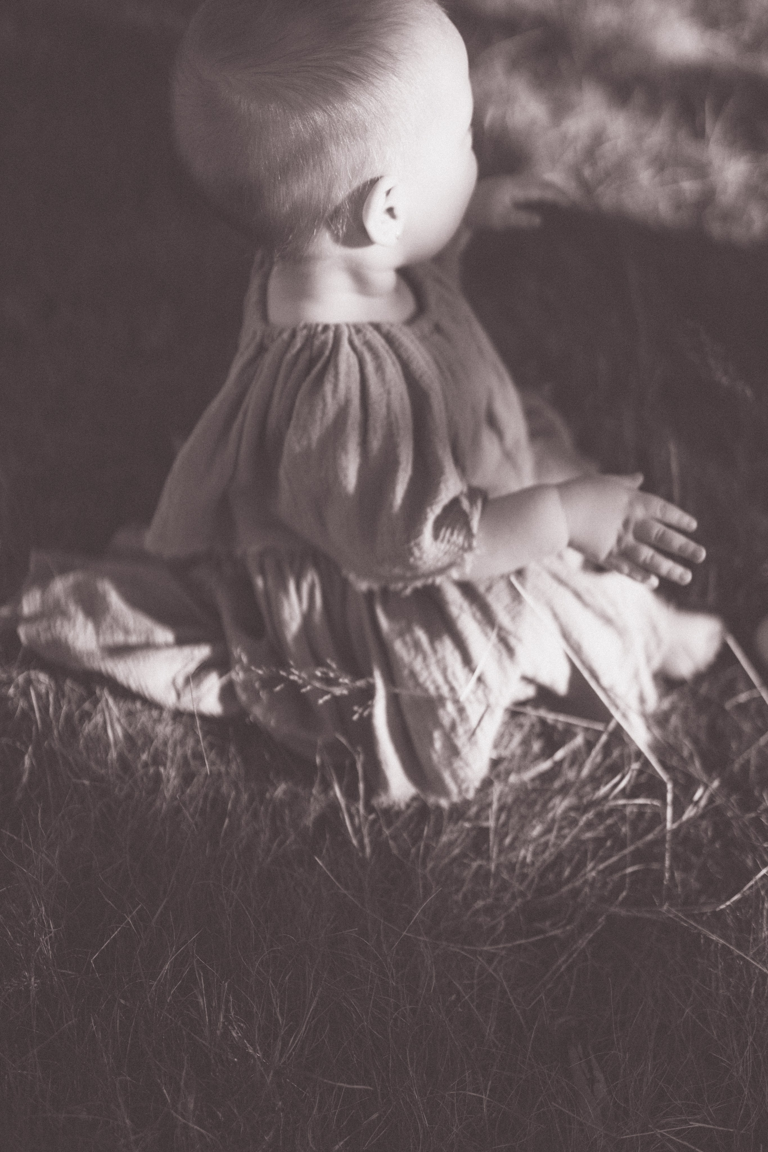 Mother Earth: Proiect de Fotografie Maternitate | Mădălina Beda. Madalina Beda- Artist vizual, fotograf, doula la nastere, consultant babywearing Brasov si in toata tara