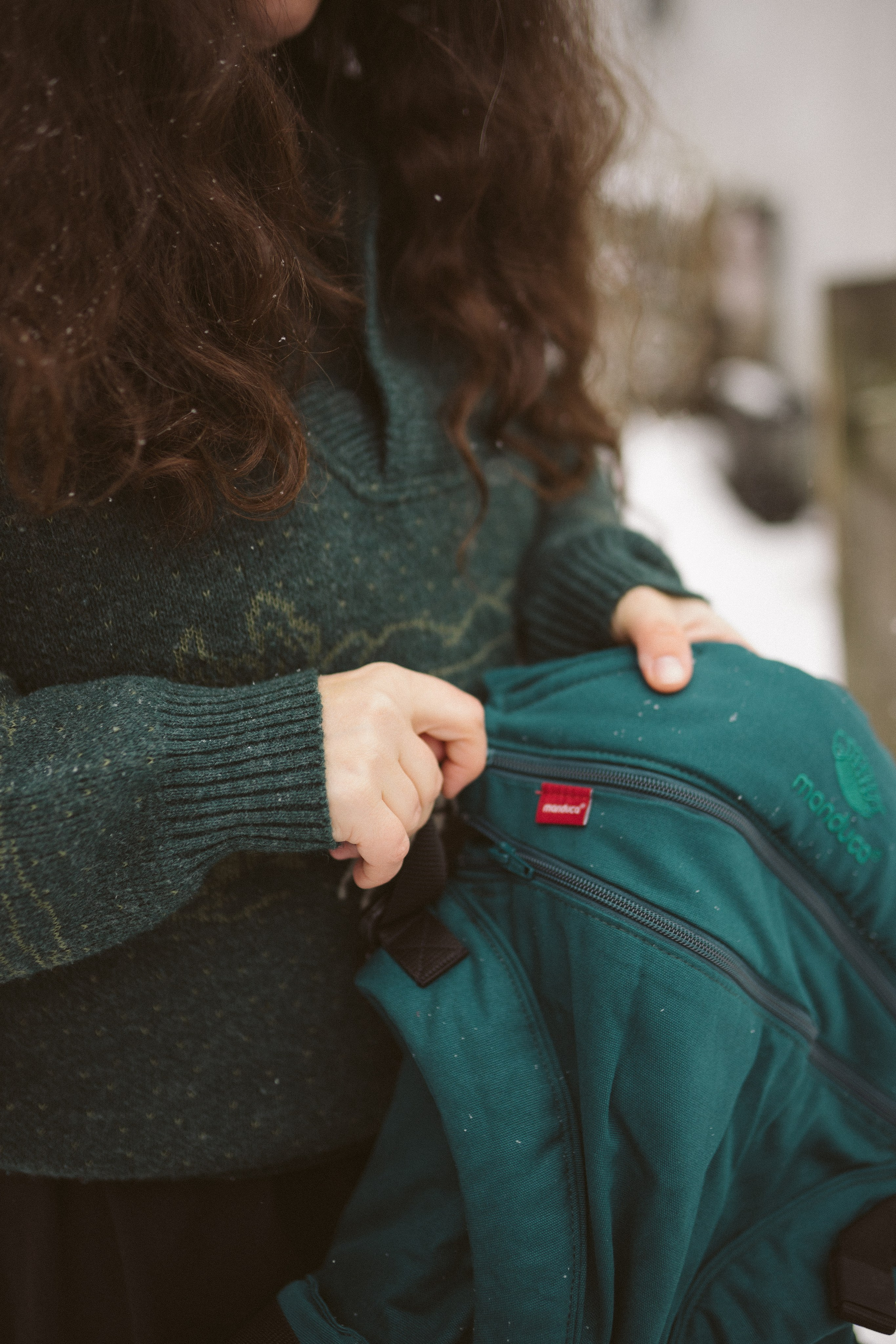 Review Manduca XT: Experiența mea de mamă | Mădălina Beda. Madalina Beda- Artist vizual, fotograf, doula la nastere, consultant babywearing Brasov si in toata tara