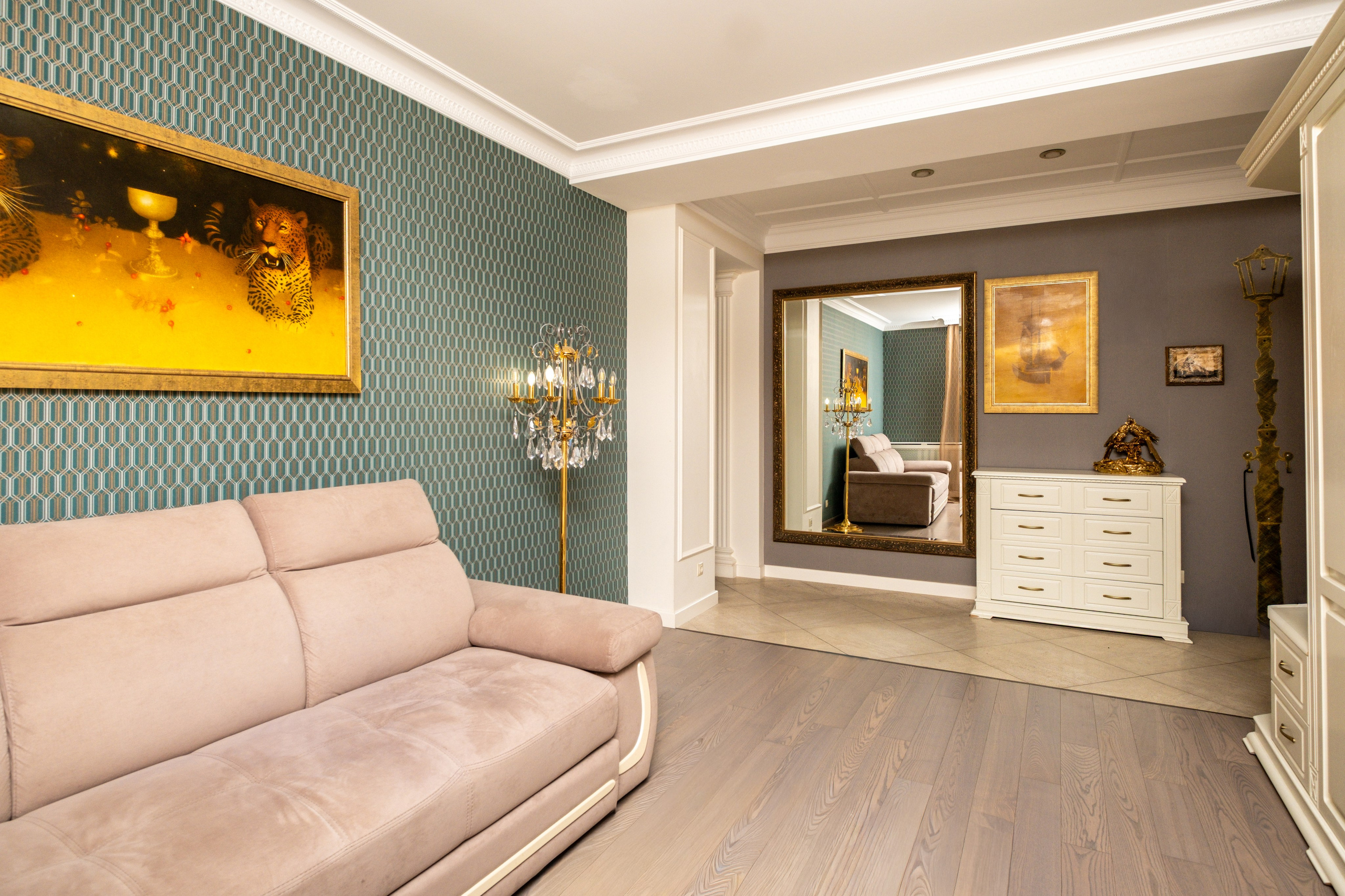 Elegancki apartament w stylu klasycznym. Fotograf nieruchomości