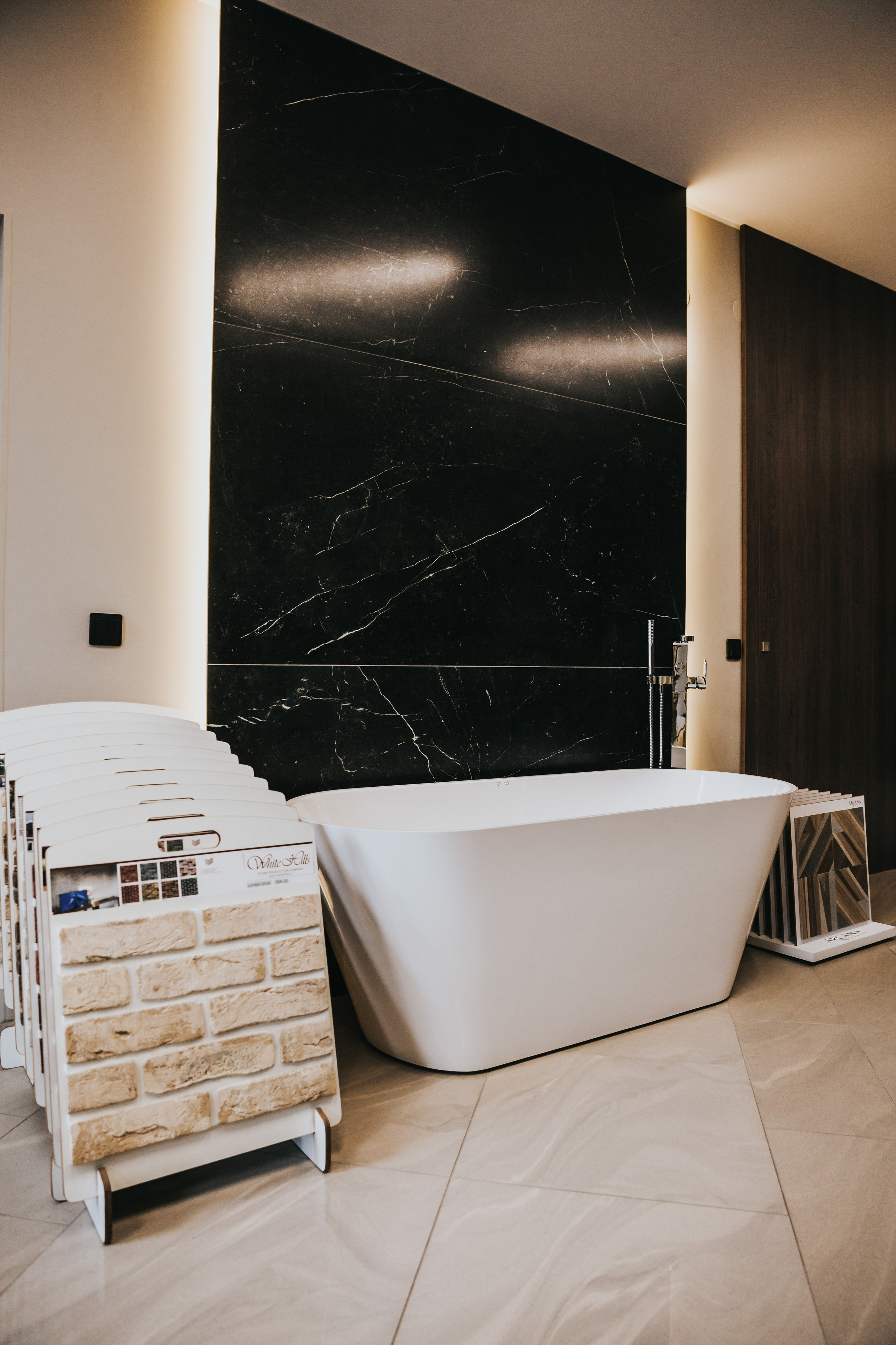 Tile Showroom. Interior Design Studio 4 Stūri