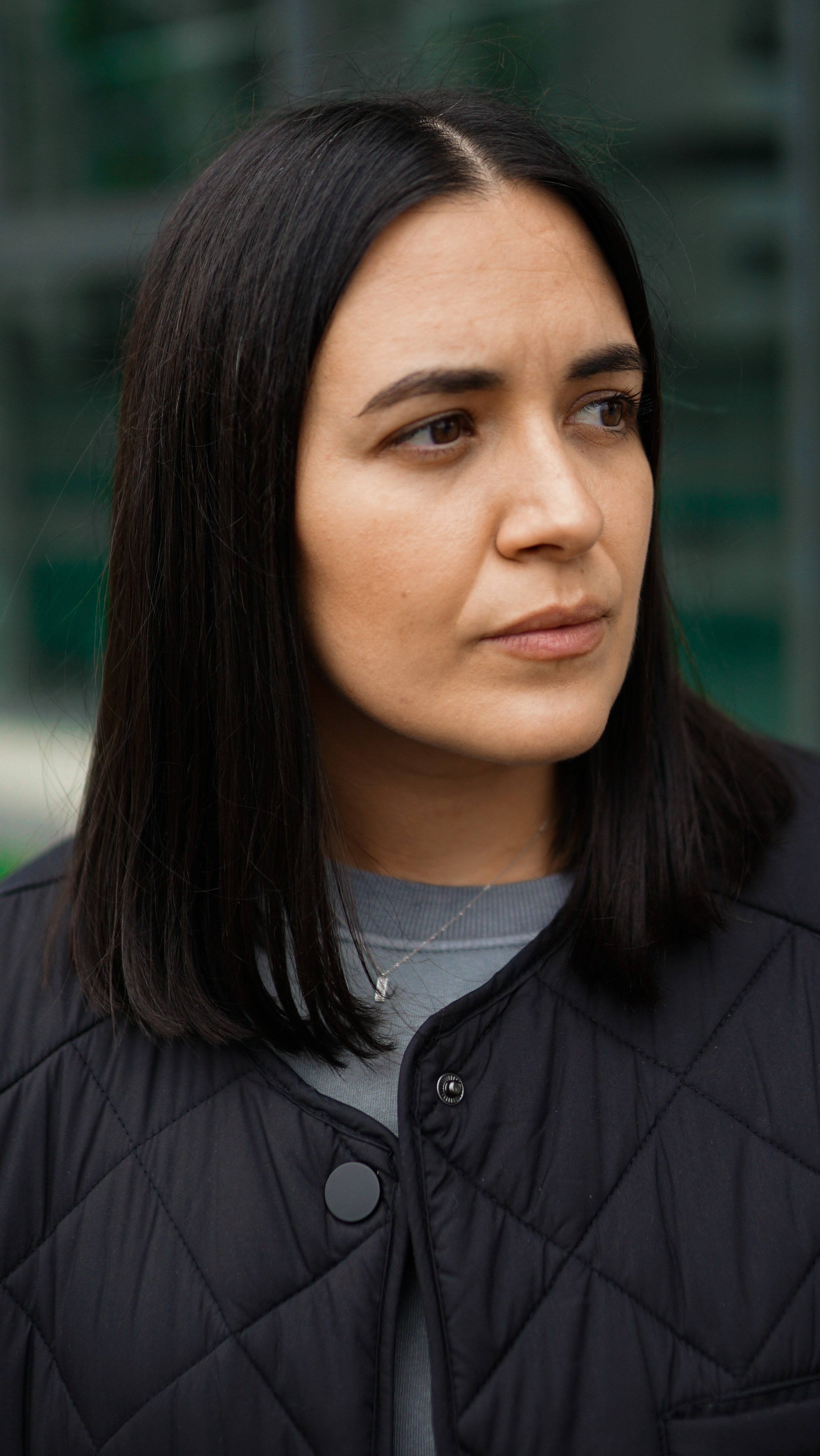 Fotografie de Portret Brașov | Artist Mădălina Beda. Madalina Beda- Artist vizual, fotograf, doula la nastere, consultant babywearing Brasov si in toata tara