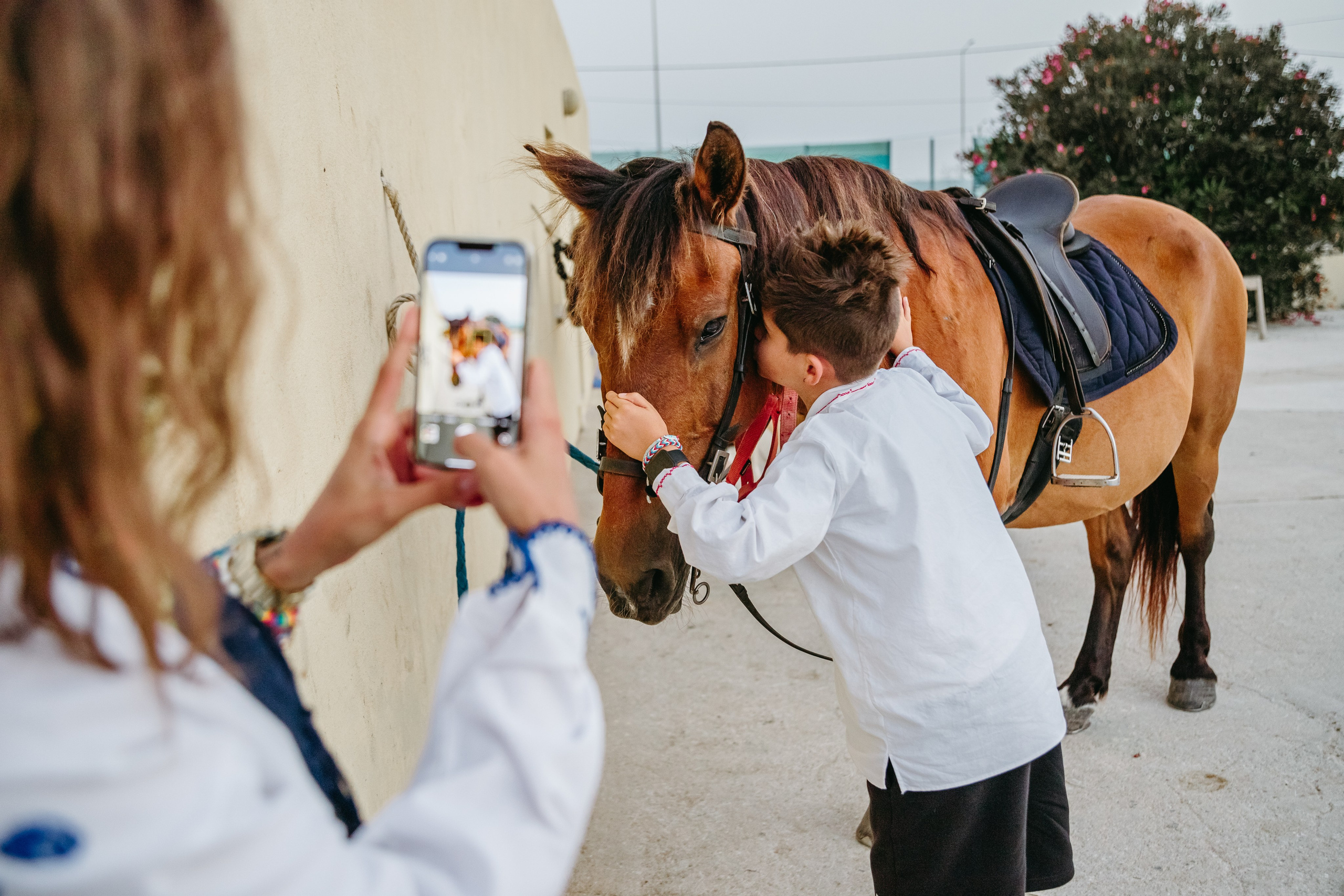 Marlene & Tiago com filhos. Passeios a Cavalo na Praia Peniche | Eco Salgados Agroturismo