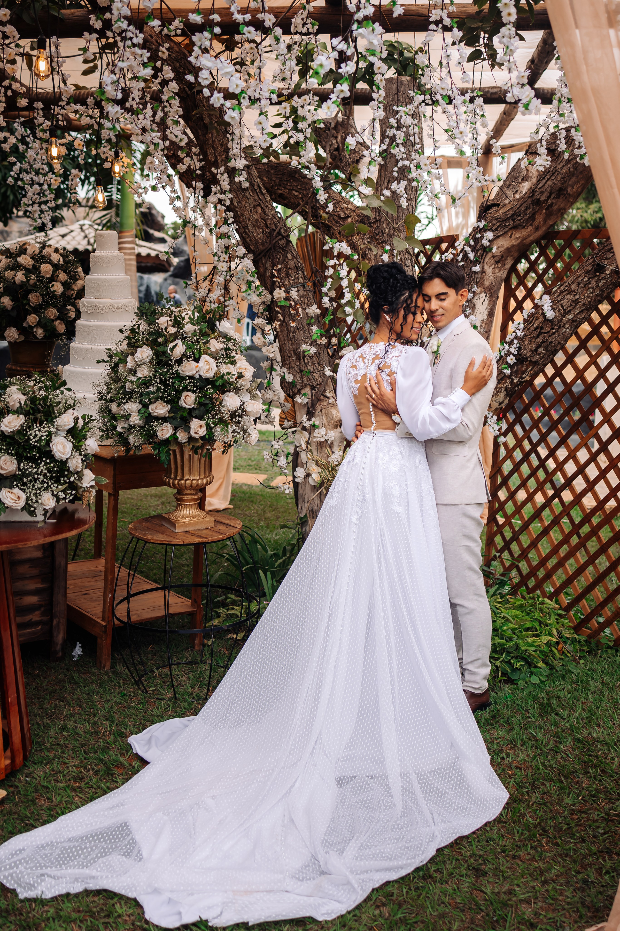 Kênia e Gabriel. Fotografia de casamento e ensaios | Montes Claros/MG
