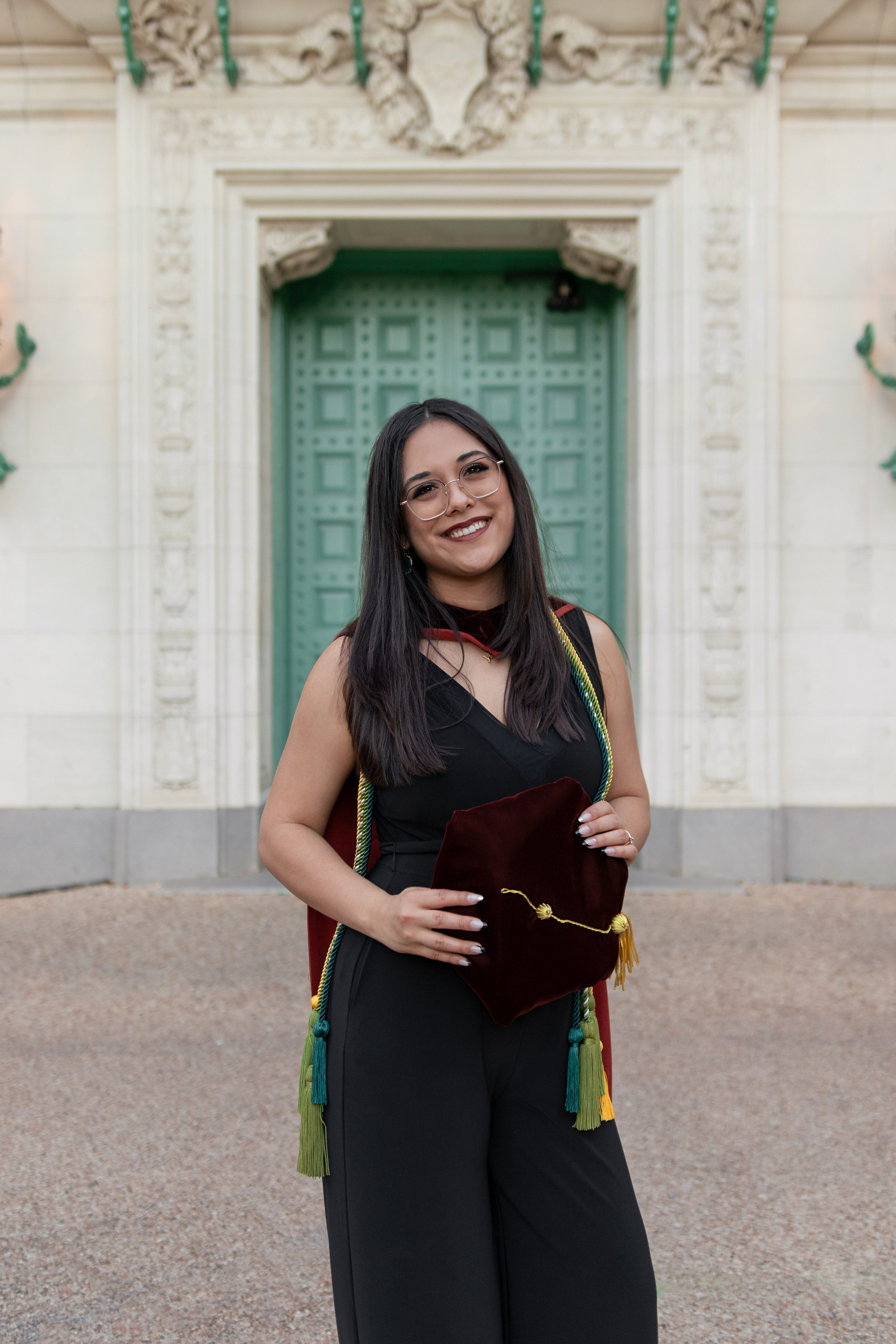 Alexiss' graduation photoshoot at the University of Texas Austin