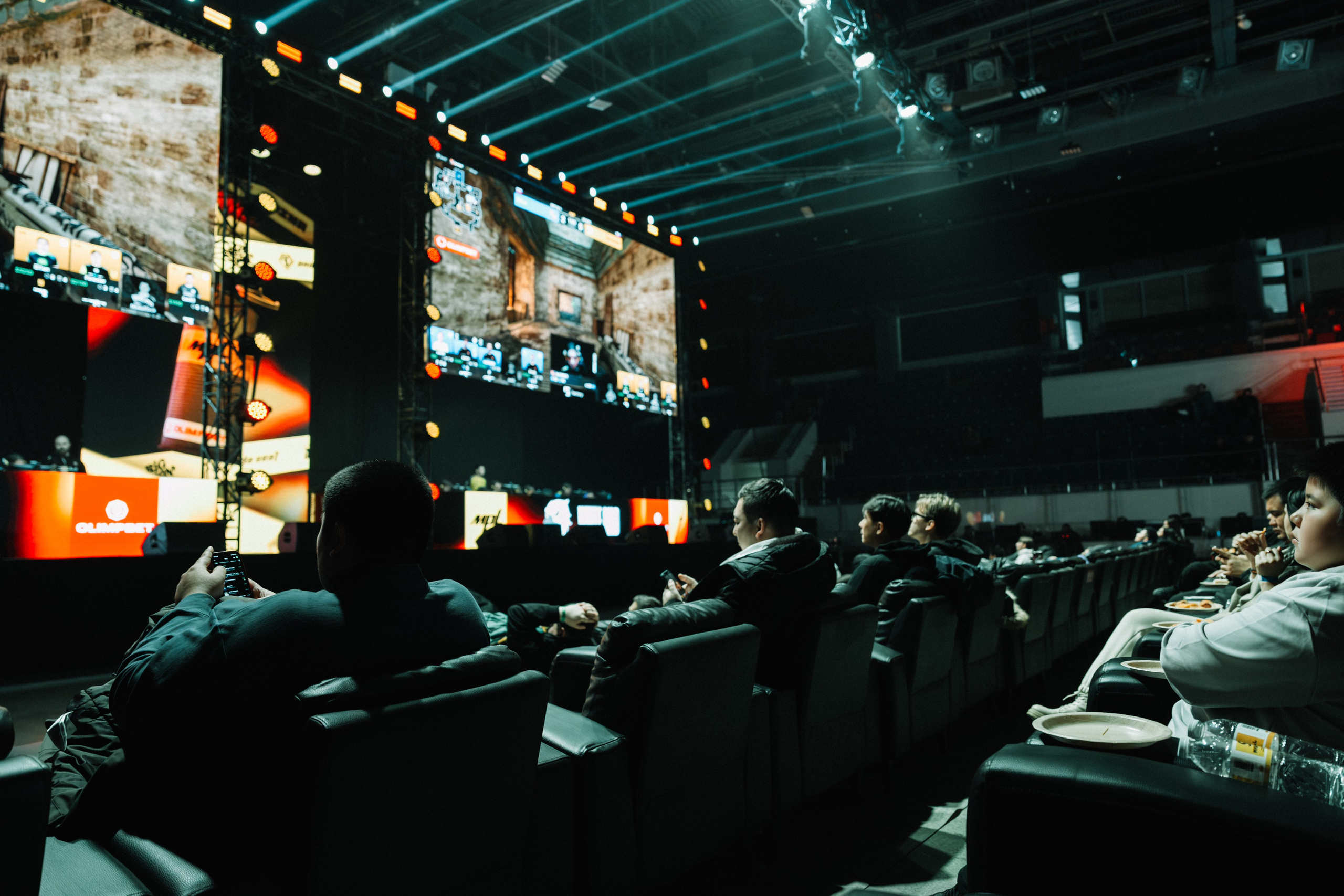 REPORTAGE. Портретный и спортивный фотограф в Алматы Алексей Овечкин