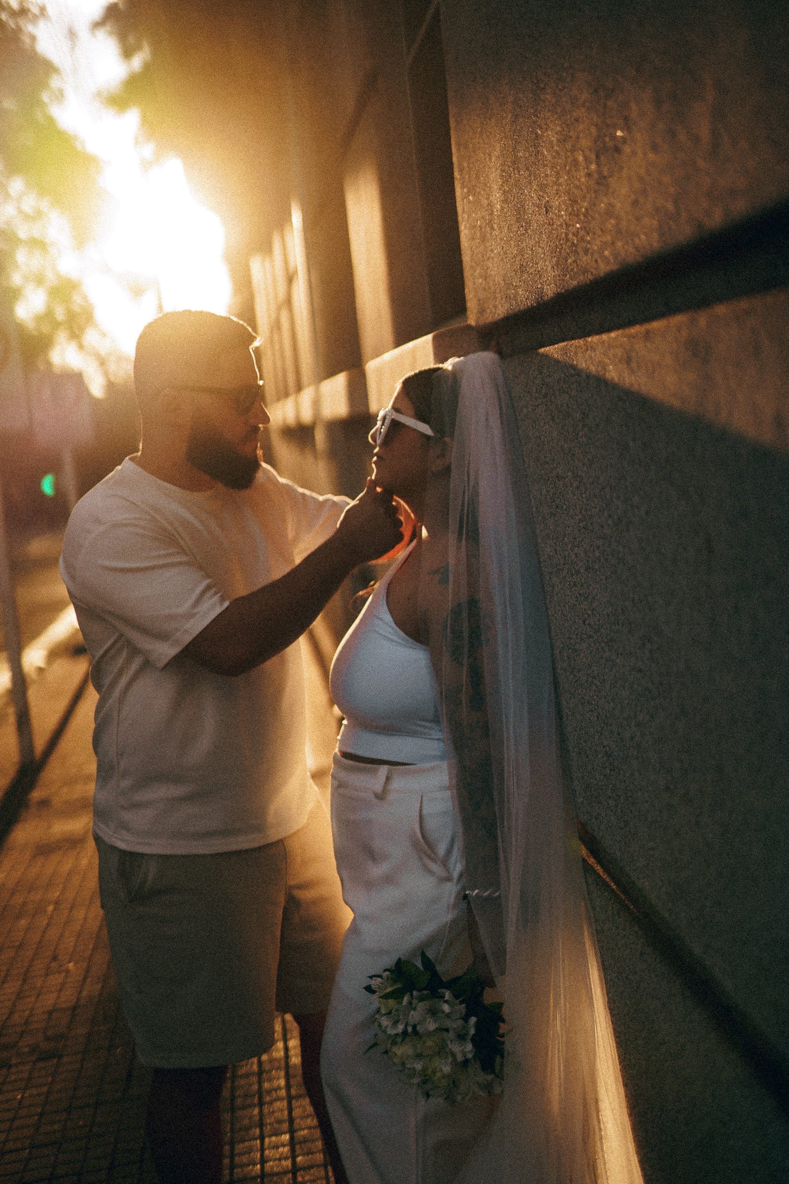 Pré Wedding — Laysla e Bruno (Urbano). Fotógrafo de casamento e Filmmaker de casamento