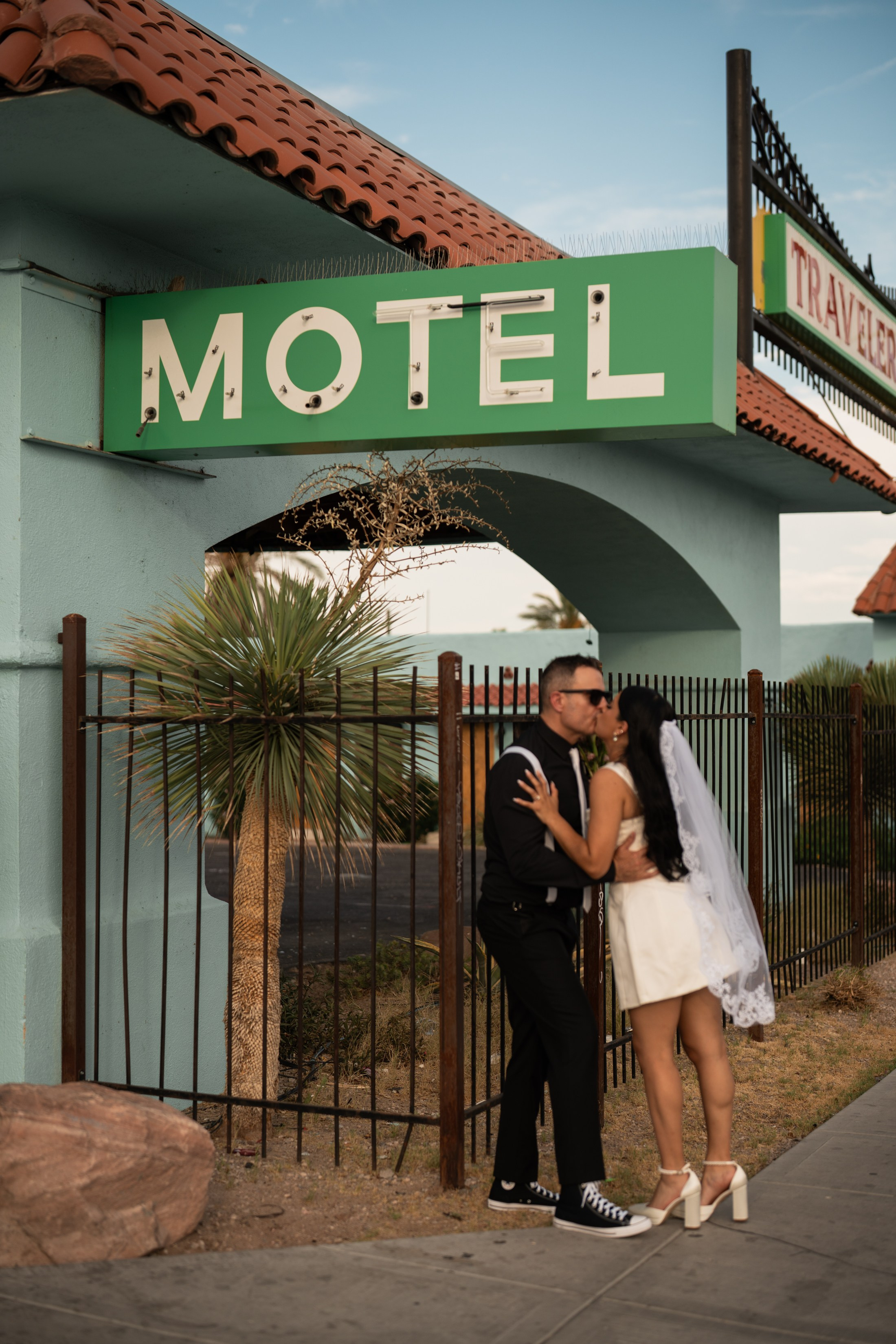 Stephanie&Ryan. Wedding & elopement photographer Viktoriya Kravtsov. Las Vegas