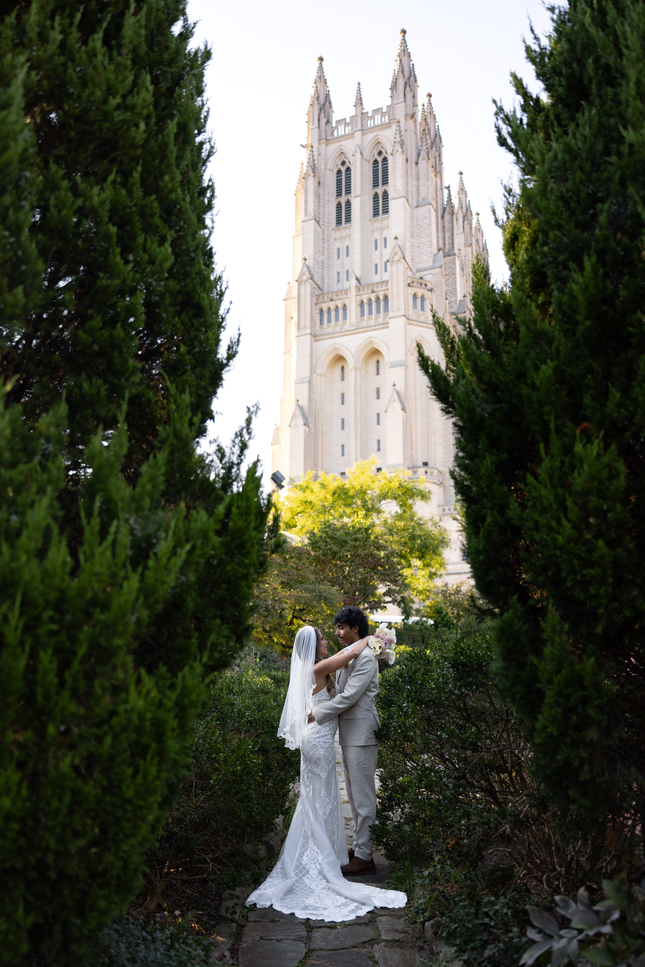 Nina and Arjun. Intimate Elopement in Washington DC. Photographer Anastasia Nagibina