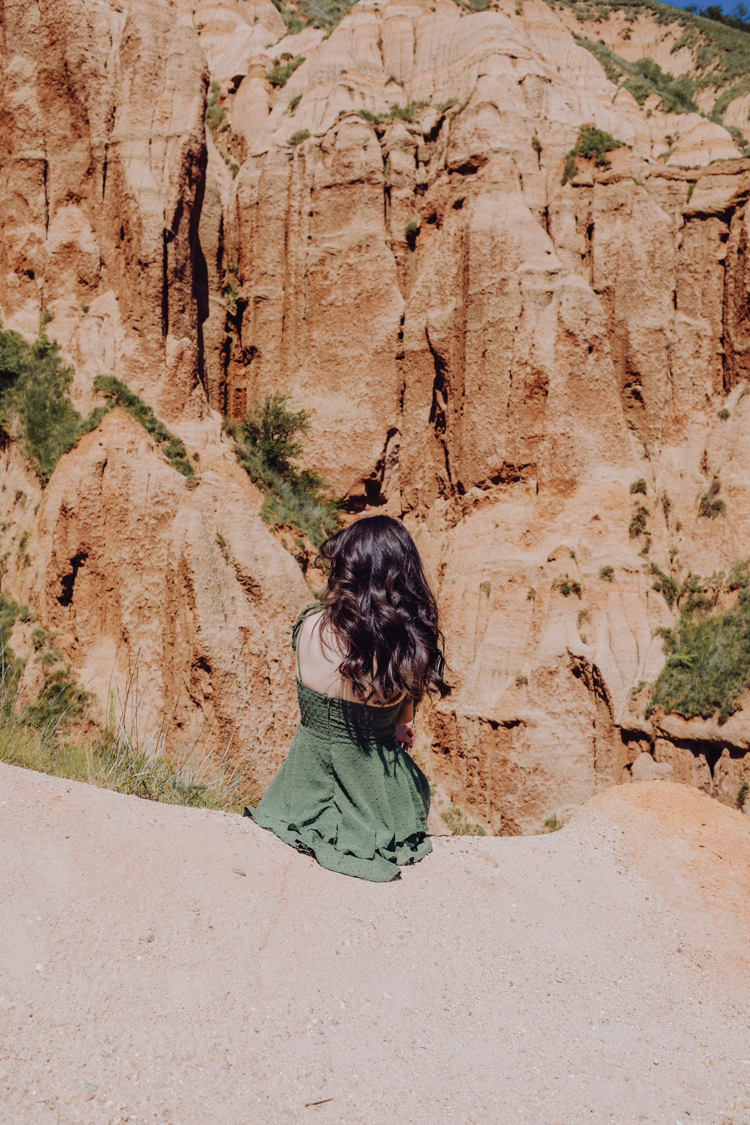 Ada. Wedding & couple photographer from Romania Rut Vetan