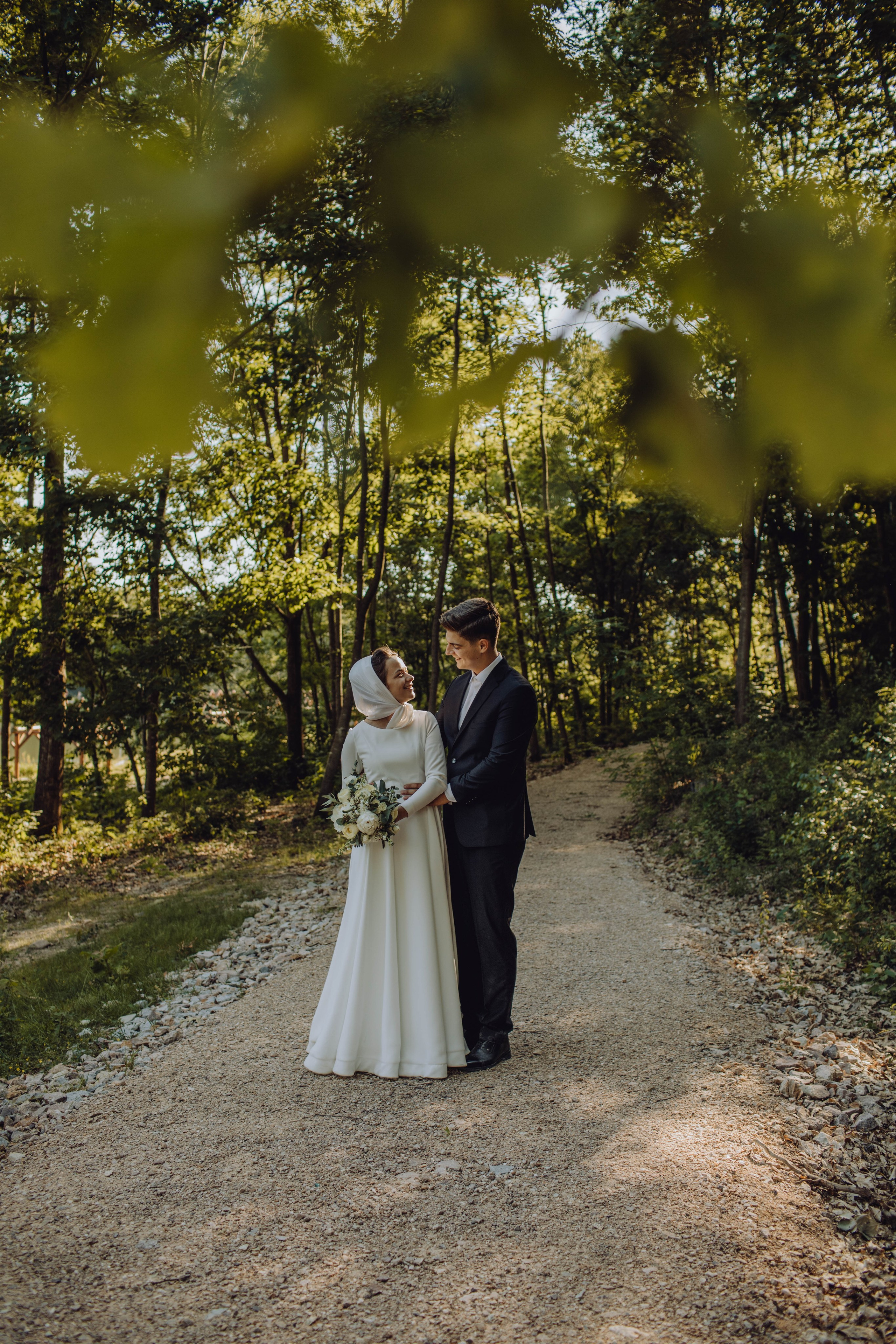 Darius & Alexandra. Wedding & couple photographer from Romania Rut Vetan