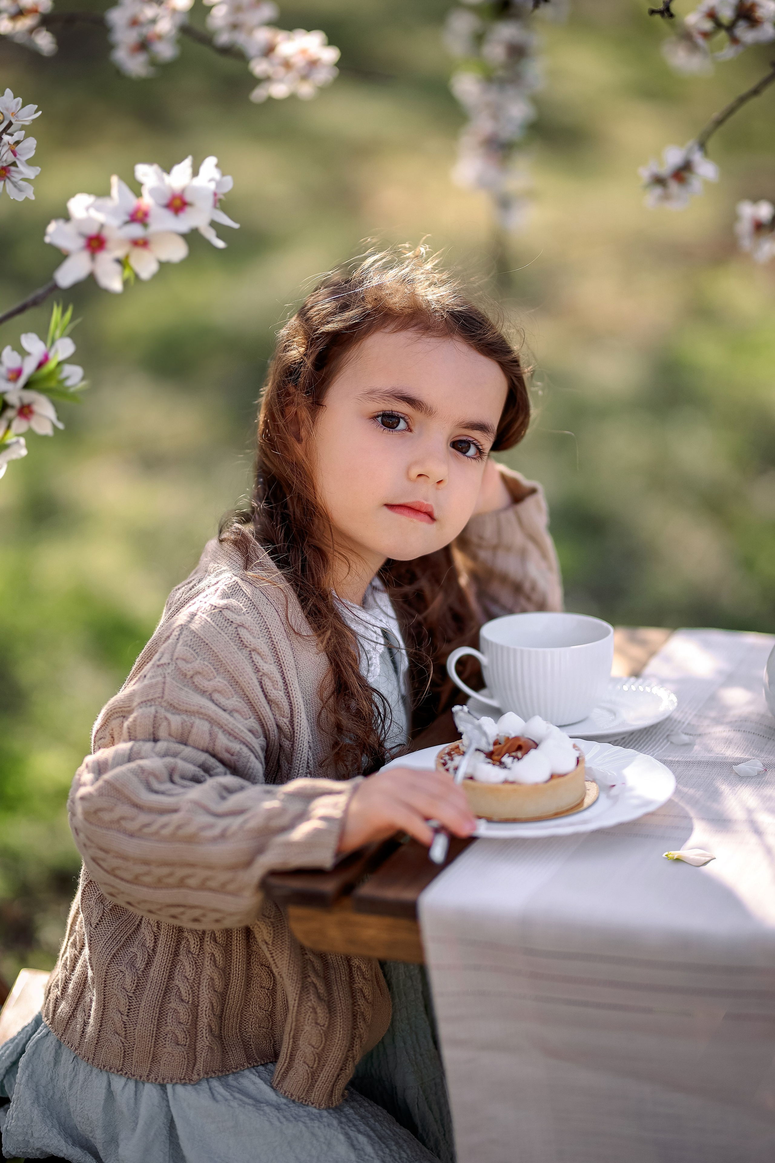 Фотосессия в цветущем миндале. Фотограф в Турции, Анталии, Кемере, Белеке, Сиде, Каше, Калкане, Фетхие