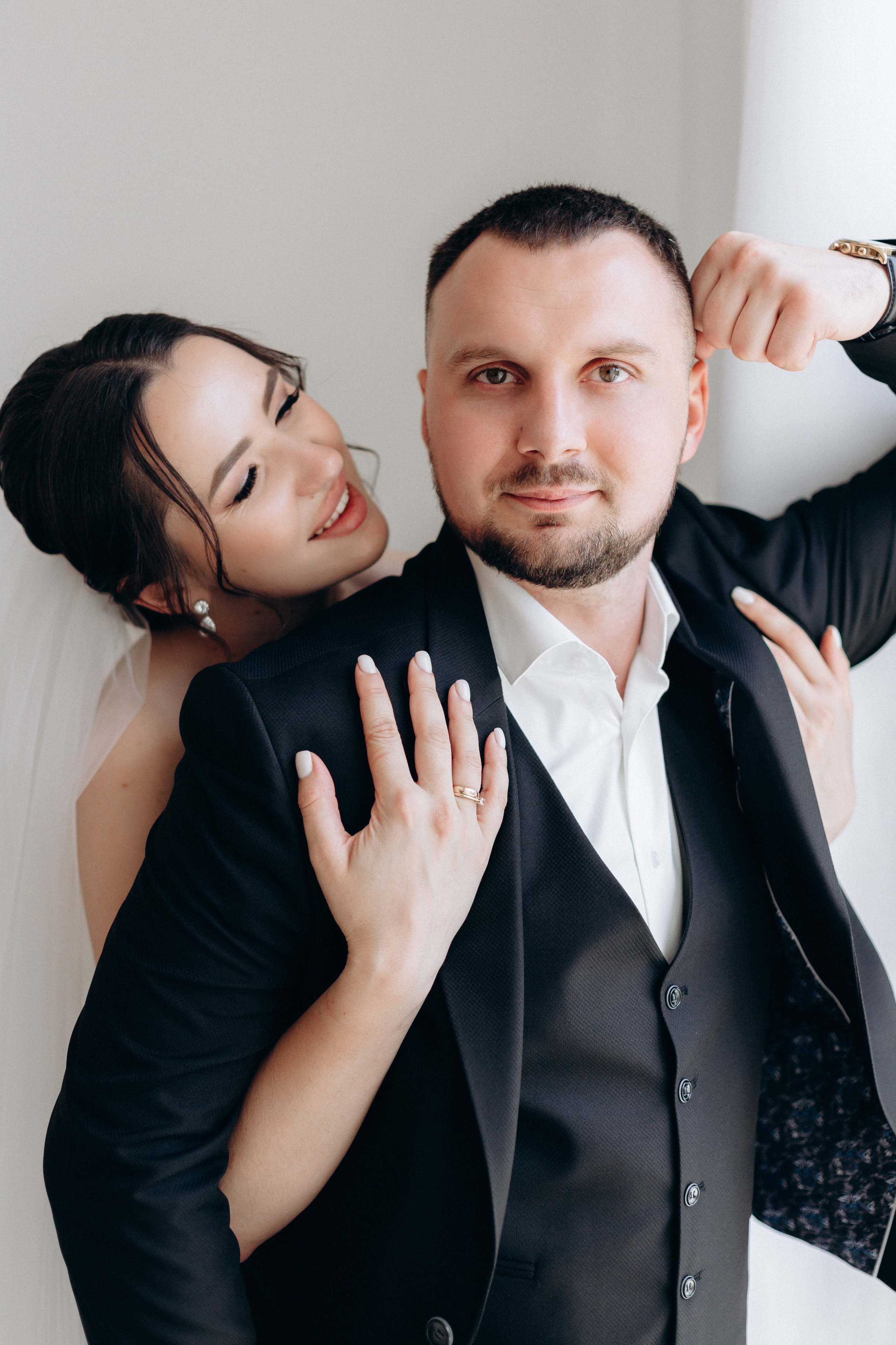 White Wedding. Wedding and Family Photograph