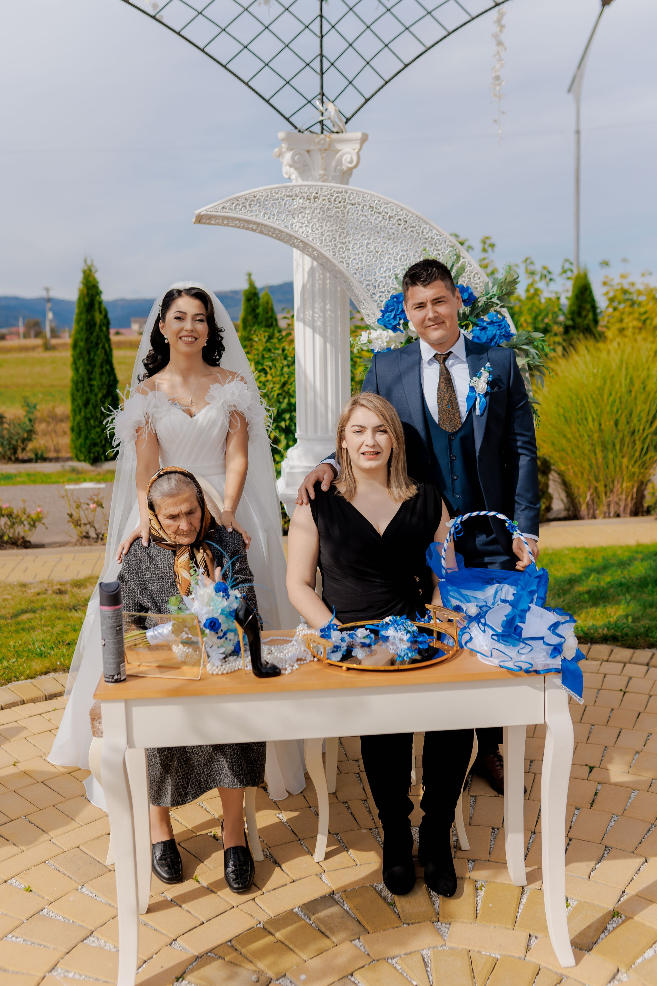 Loredana & Emilian – Ziua Nunții | Videografie - fotografie Botez Suceava, Iași, Botoșani. Servicii foto-video profesionale, pentru momente de neuitat