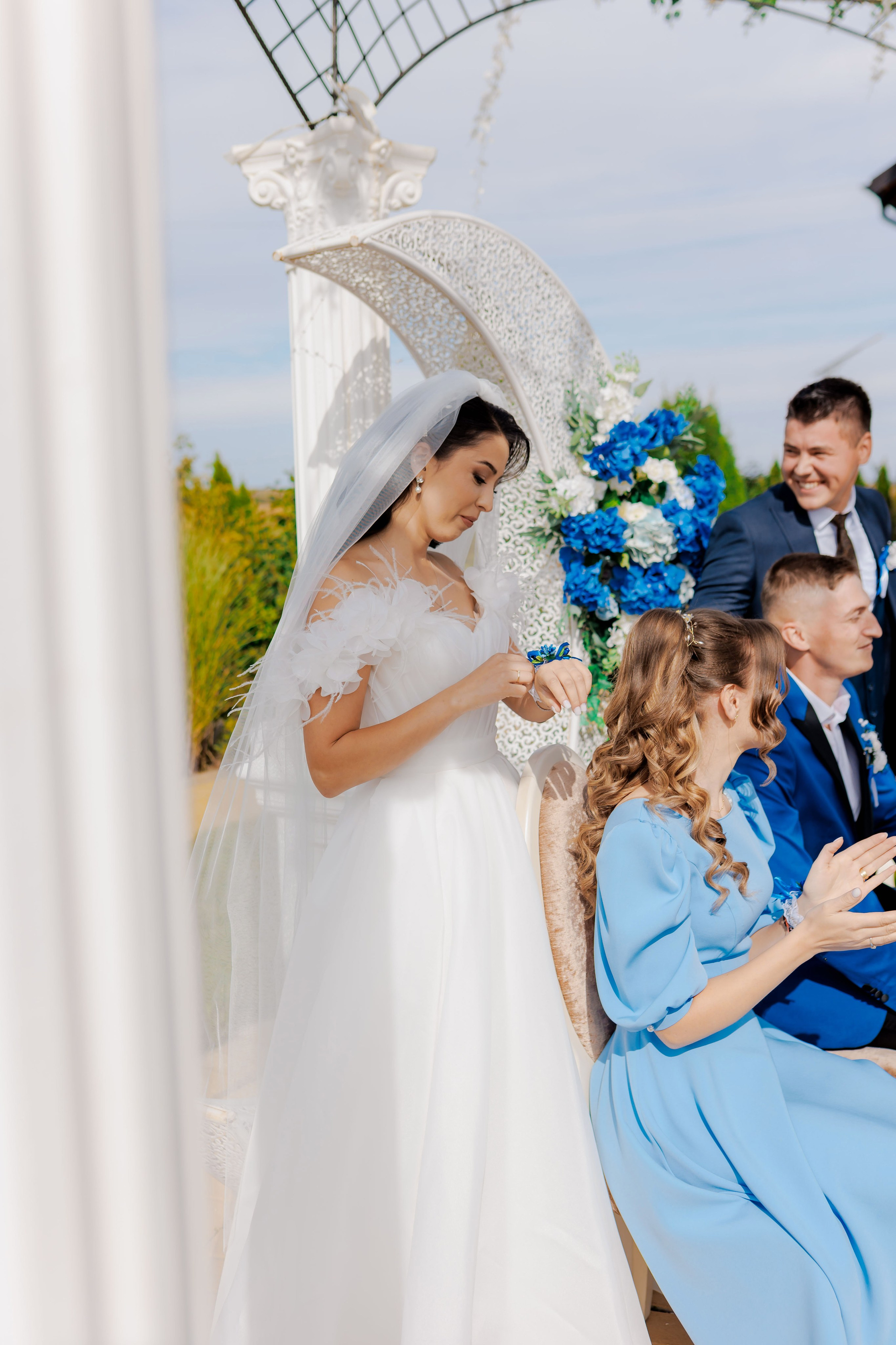 Loredana & Emilian – Ziua Nunții | Videografie - fotografie Botez Suceava, Iași, Botoșani. Servicii foto-video profesionale, pentru momente de neuitat