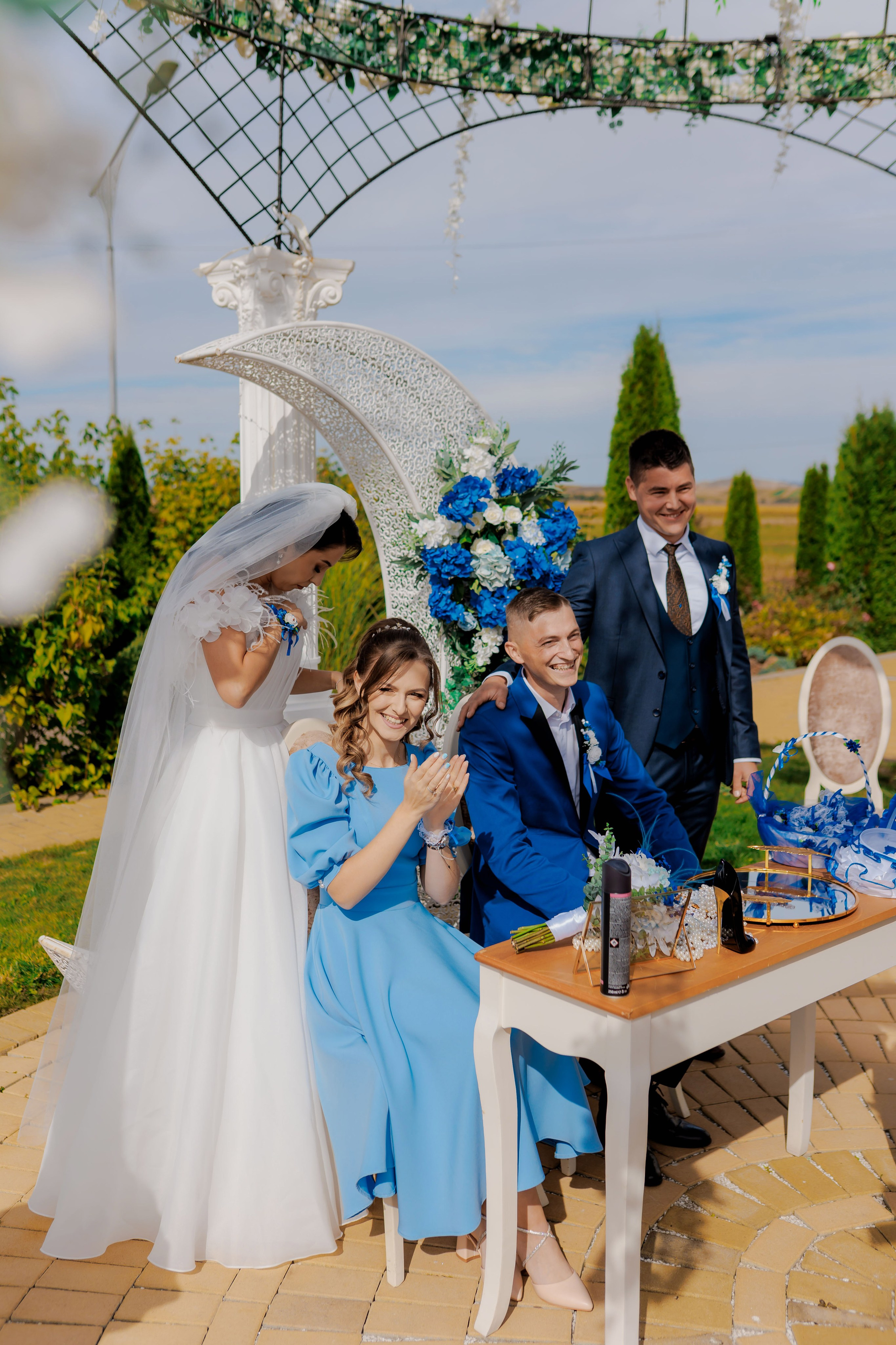 Loredana & Emilian – Ziua Nunții | Videografie - fotografie Botez Suceava, Iași, Botoșani. Servicii foto-video profesionale, pentru momente de neuitat