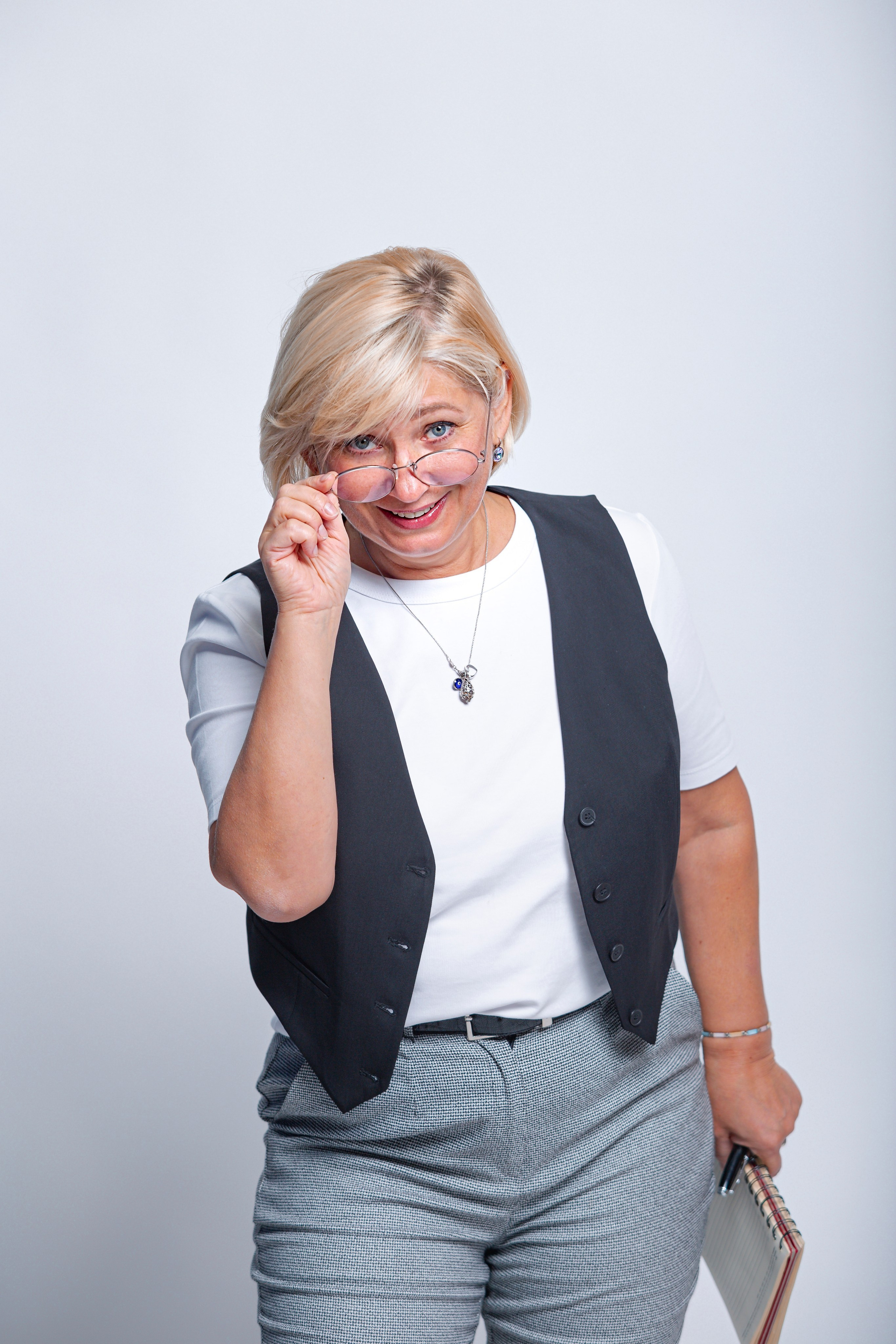 Мнения за фотограф Светлана Кънева. Фотограф Бургас. Фотосесии в студио и на открито, портрети, заснемане