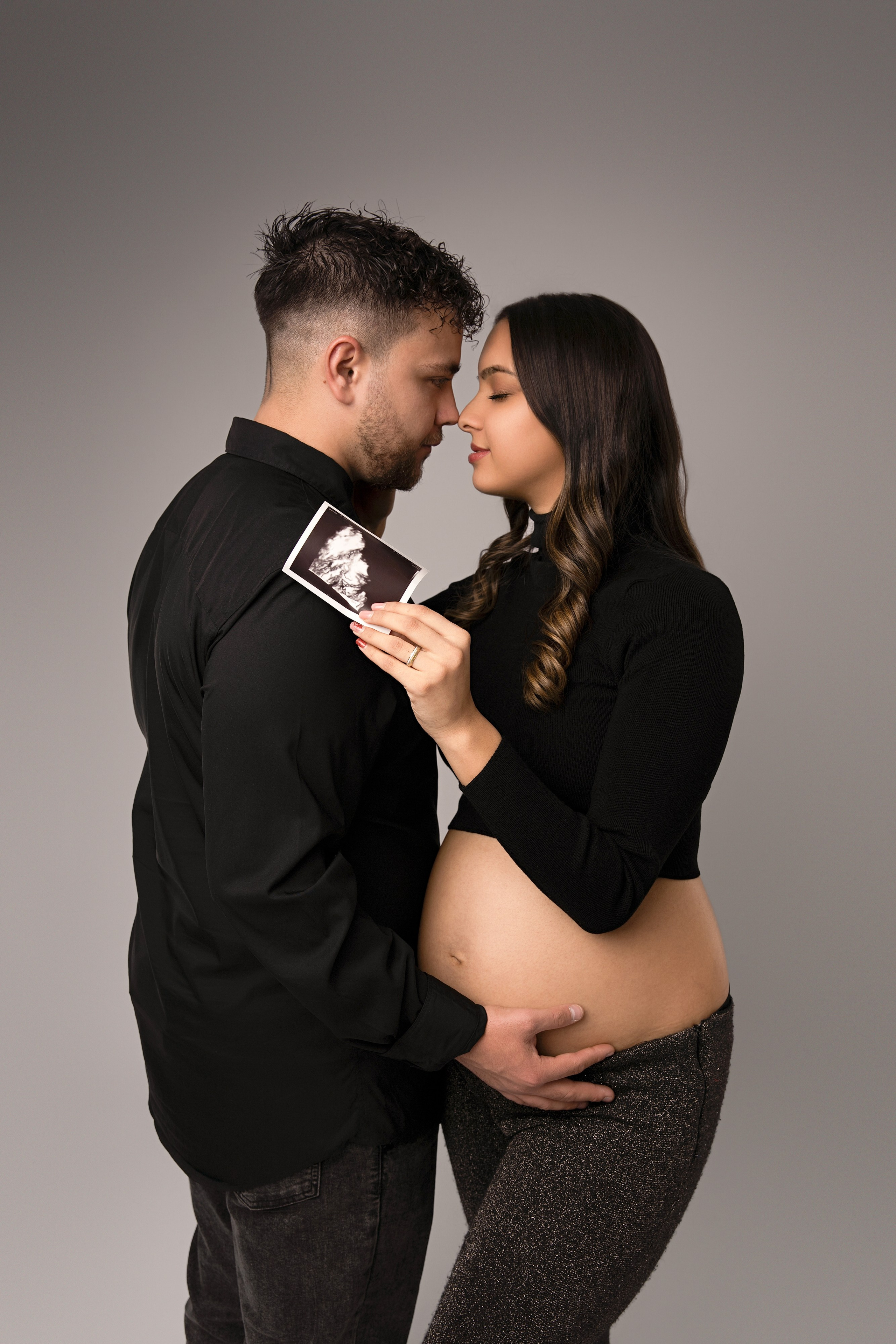 Maternitate. Fotograf maternitate, nou-născuți și familie în Cluj-Napoca | Roxana Rusu