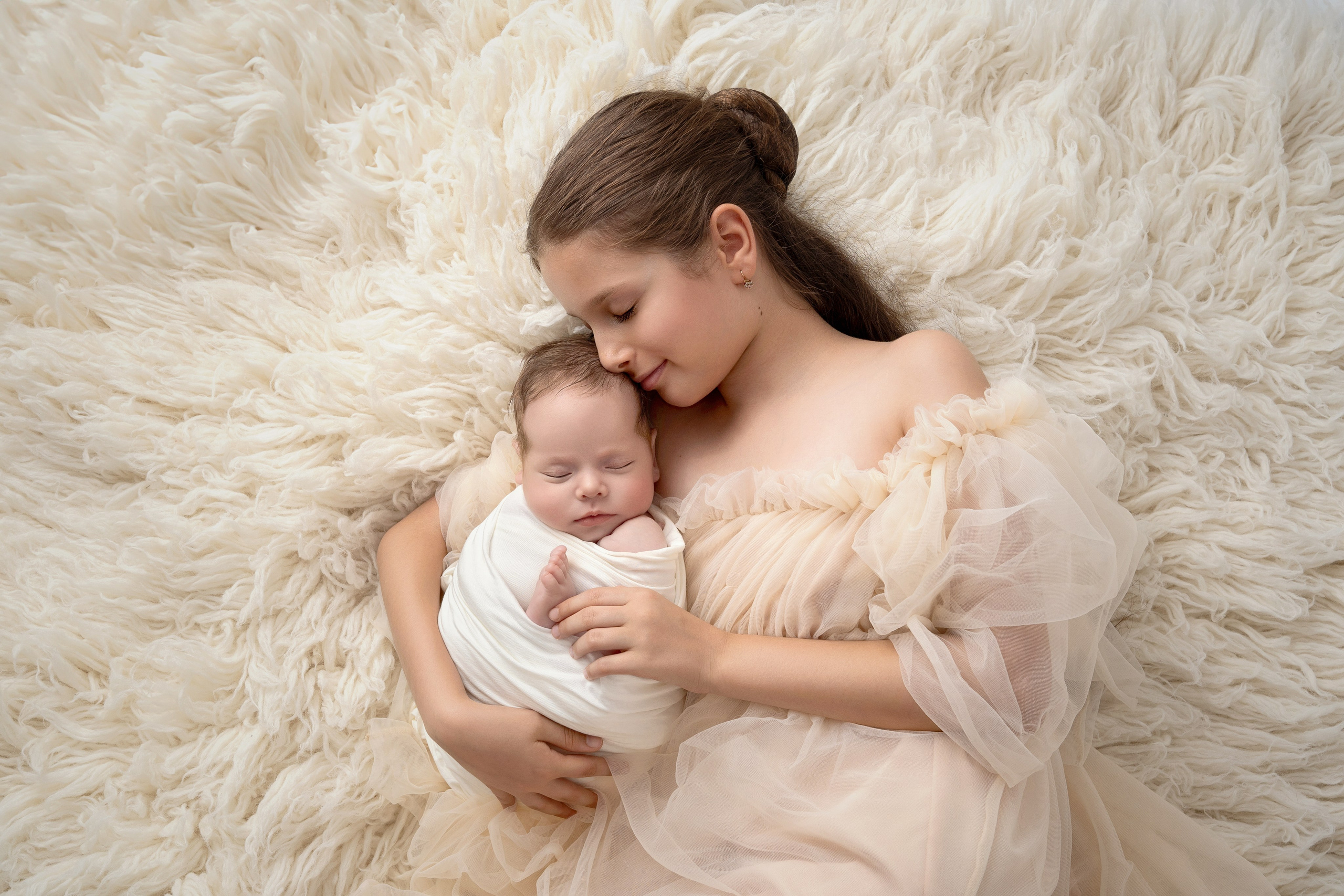 Newborn. Fotograf maternitate, nou-născuți și familie în Cluj-Napoca | Roxana Rusu