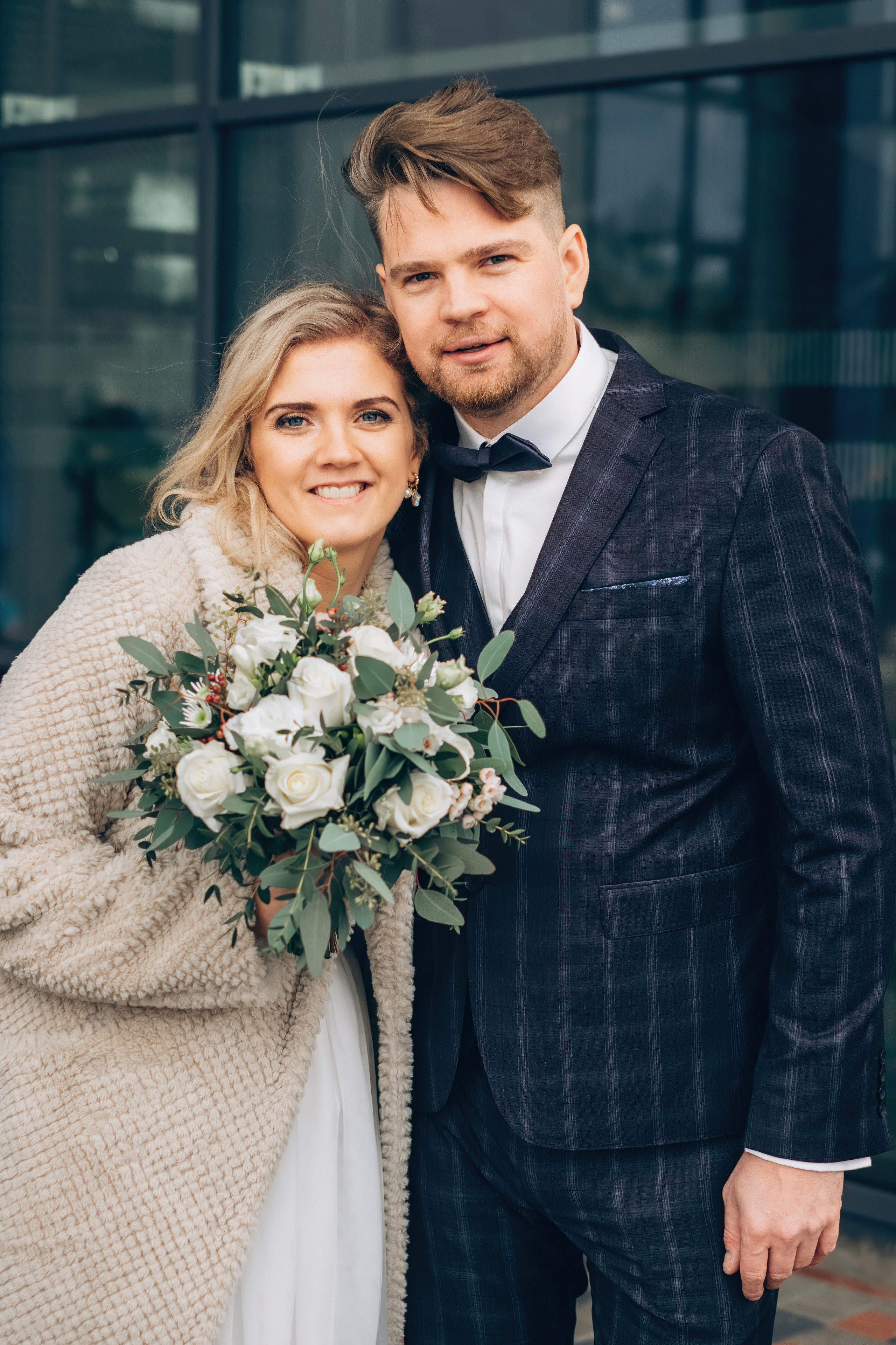 Kāzu fotosesija ziemā | Elīna un Mārtiņš. Kāzu × Ģimenes notikumu fotografs Edgars Kalniņš