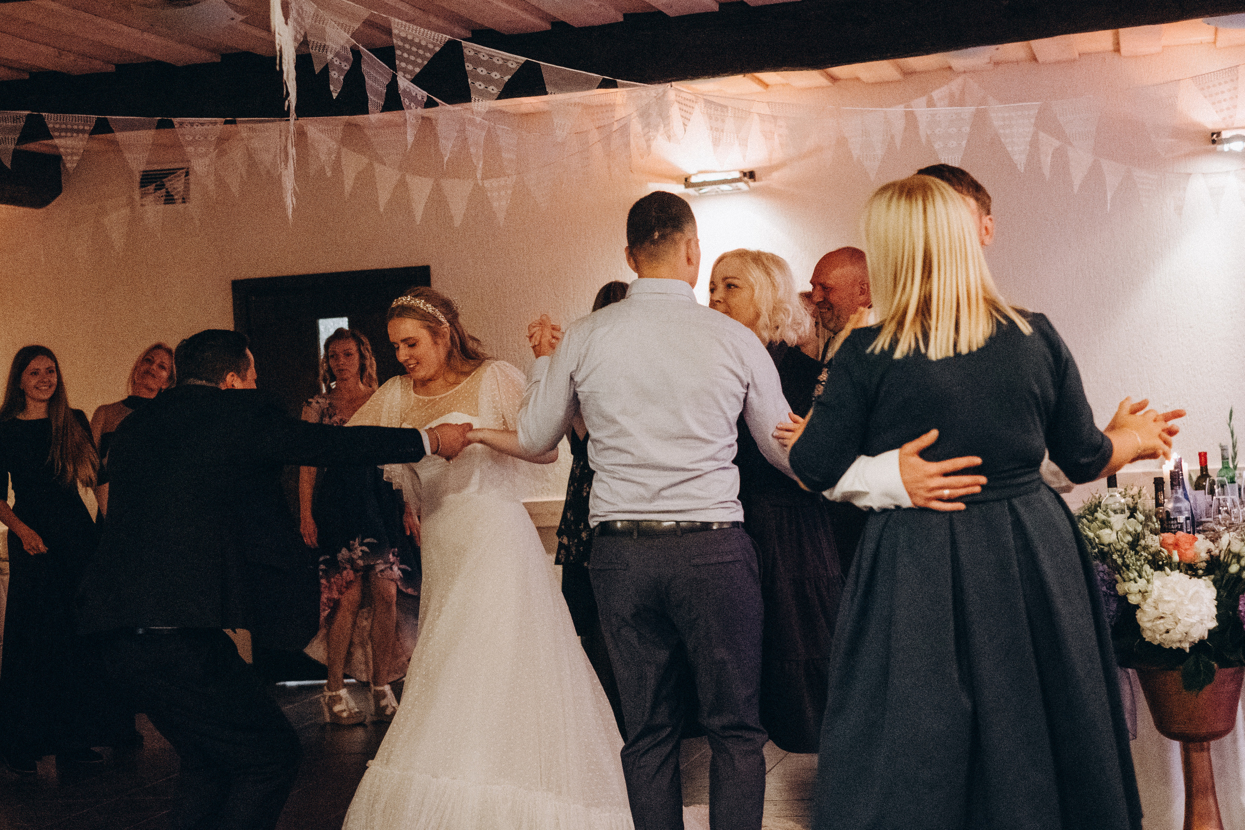 Kāzu foto stāsts Siguldā | Gita un Kaspars. Kāzu × Ģimenes notikumu fotografs Edgars Kalniņš