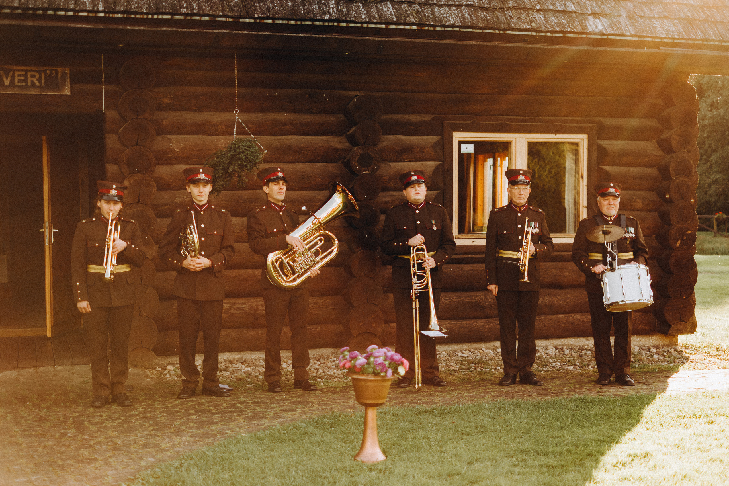 Kāzu foto stāsts Siguldā | Gita un Kaspars. Kāzu × Ģimenes notikumu fotografs Edgars Kalniņš