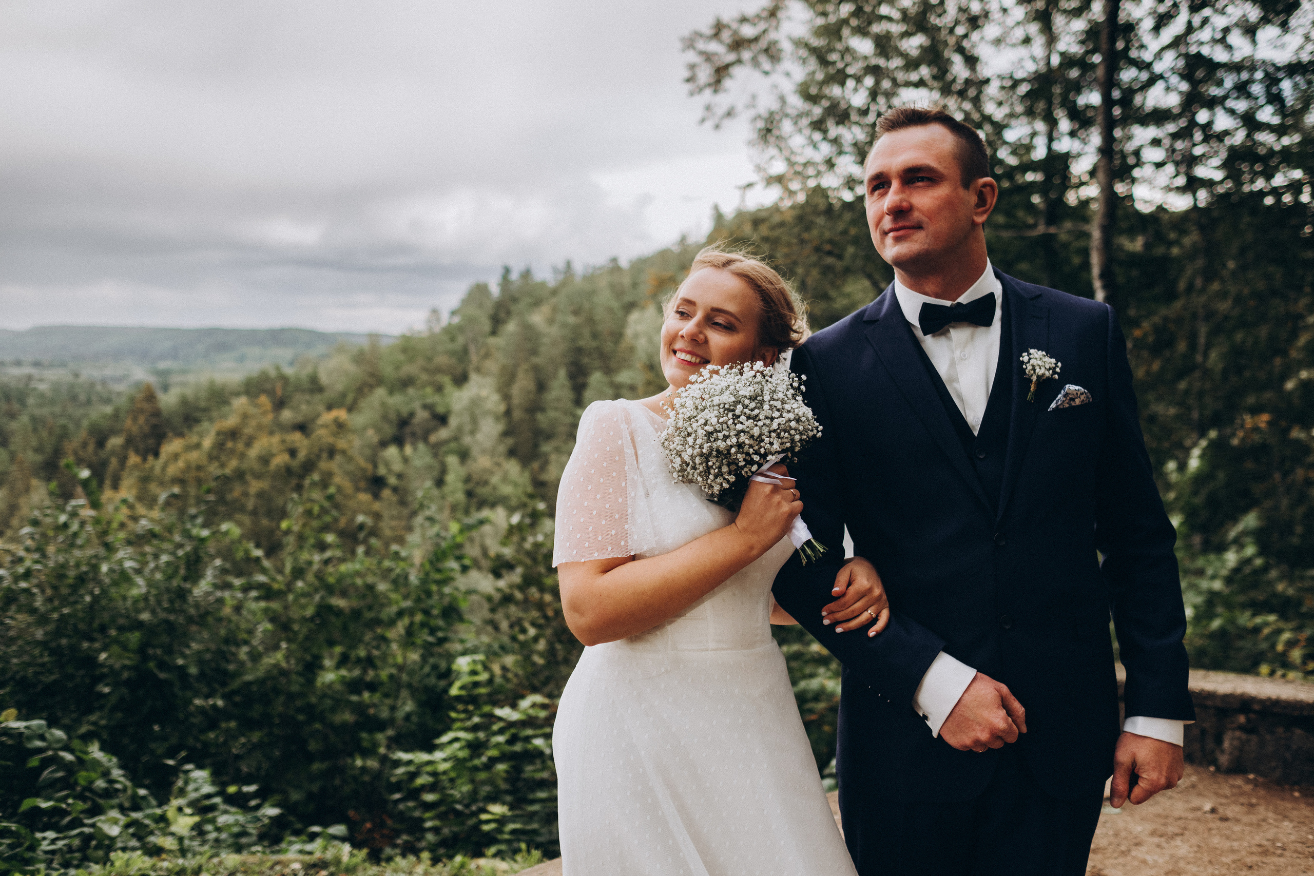 Kāzu foto stāsts Siguldā | Gita un Kaspars. Kāzu × Ģimenes notikumu fotografs Edgars Kalniņš