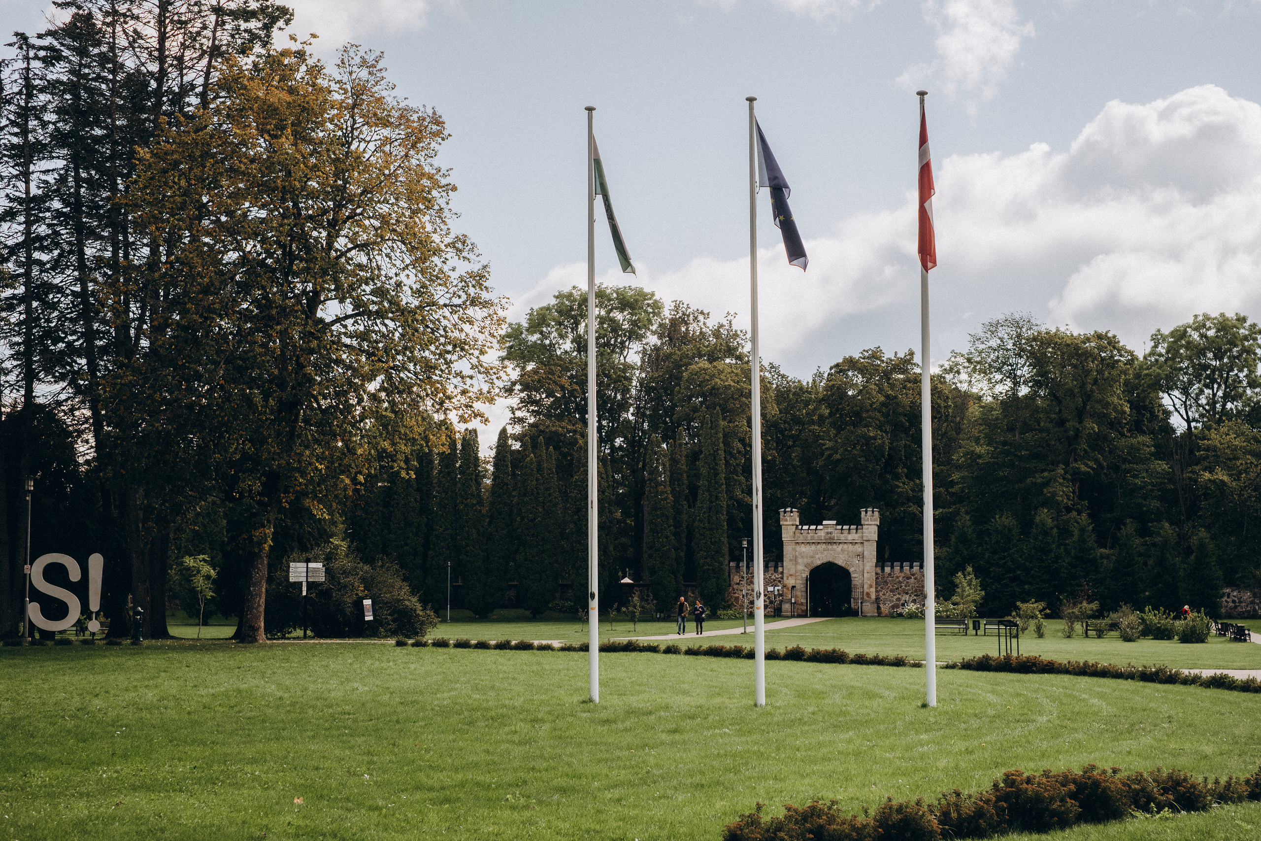 Kāzu foto stāsts Siguldā | Gita un Kaspars. Kāzu × Ģimenes notikumu fotografs Edgars Kalniņš