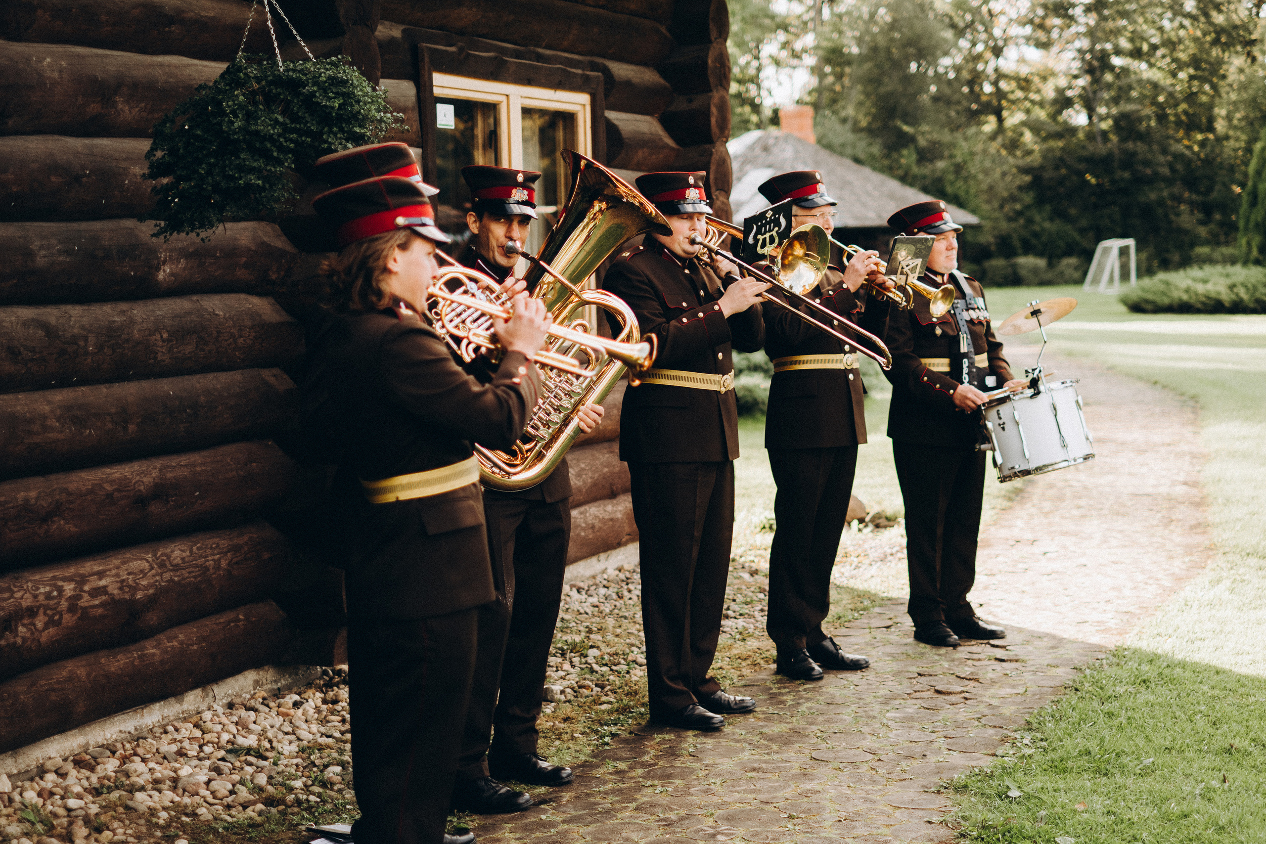 Kāzu foto stāsts Siguldā | Gita un Kaspars. Kāzu × Ģimenes notikumu fotografs Edgars Kalniņš