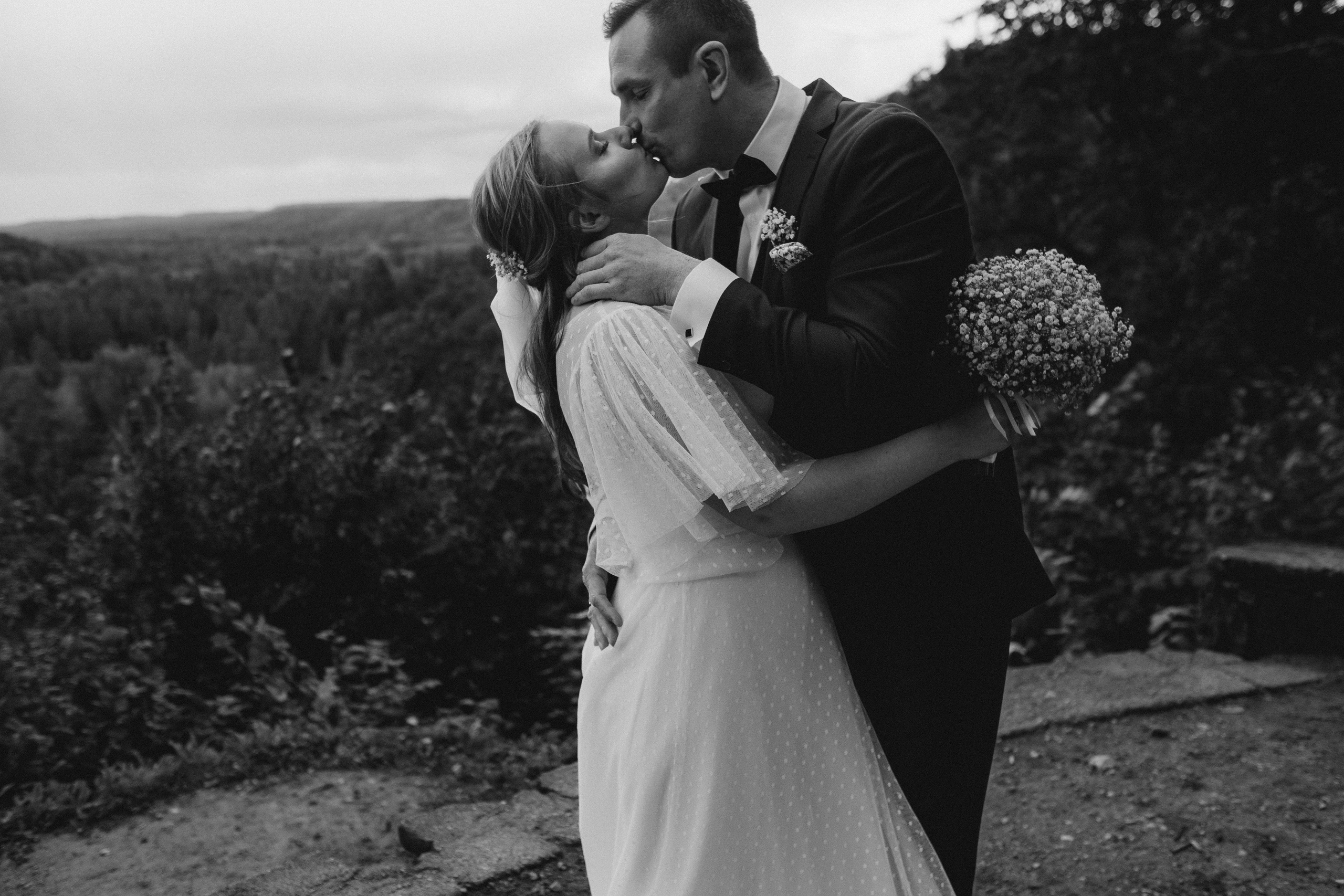 Kāzu foto stāsts Siguldā | Gita un Kaspars. Kāzu × Ģimenes notikumu fotografs Edgars Kalniņš