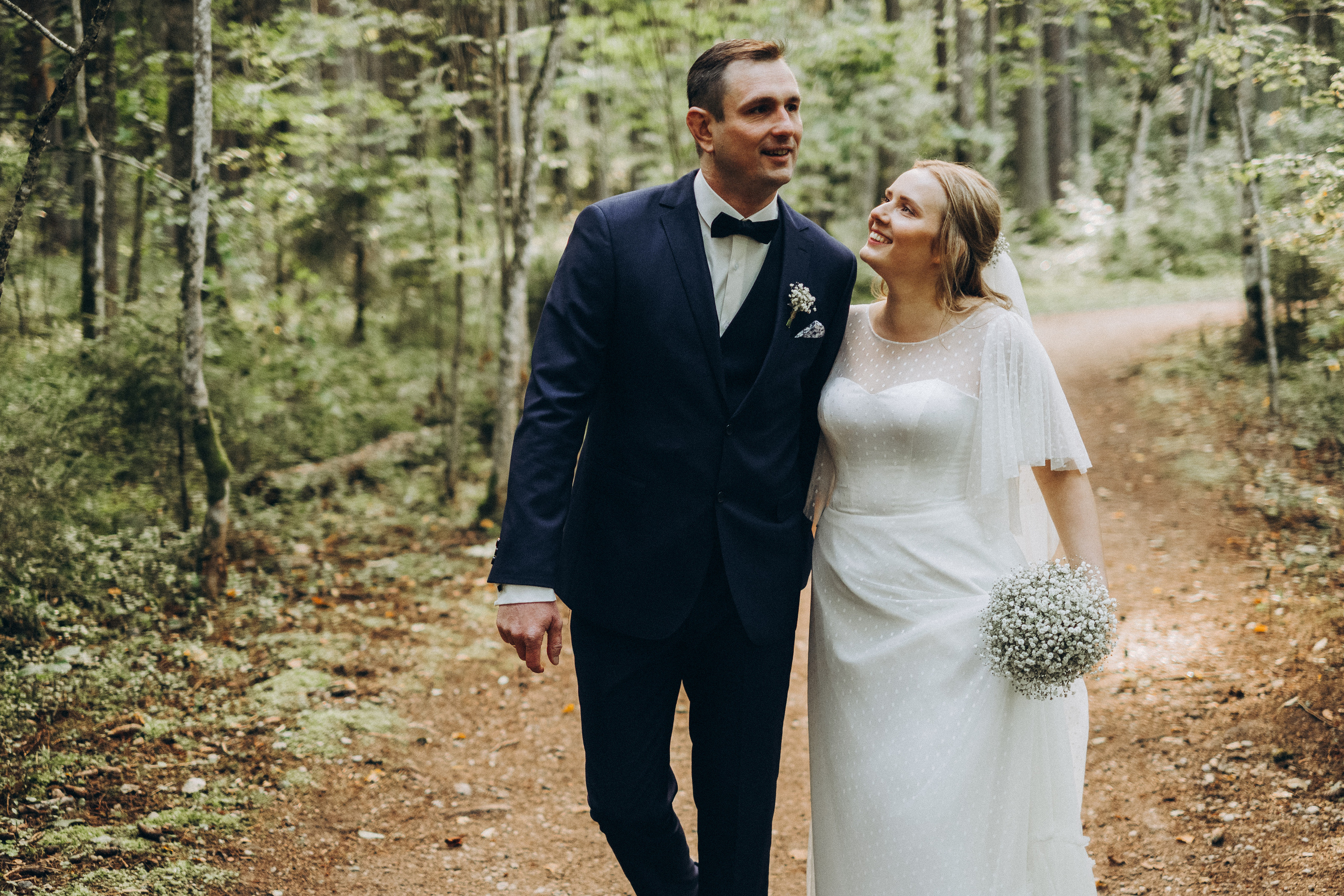 Kāzu foto stāsts Siguldā | Gita un Kaspars. Kāzu × Ģimenes notikumu fotografs Edgars Kalniņš