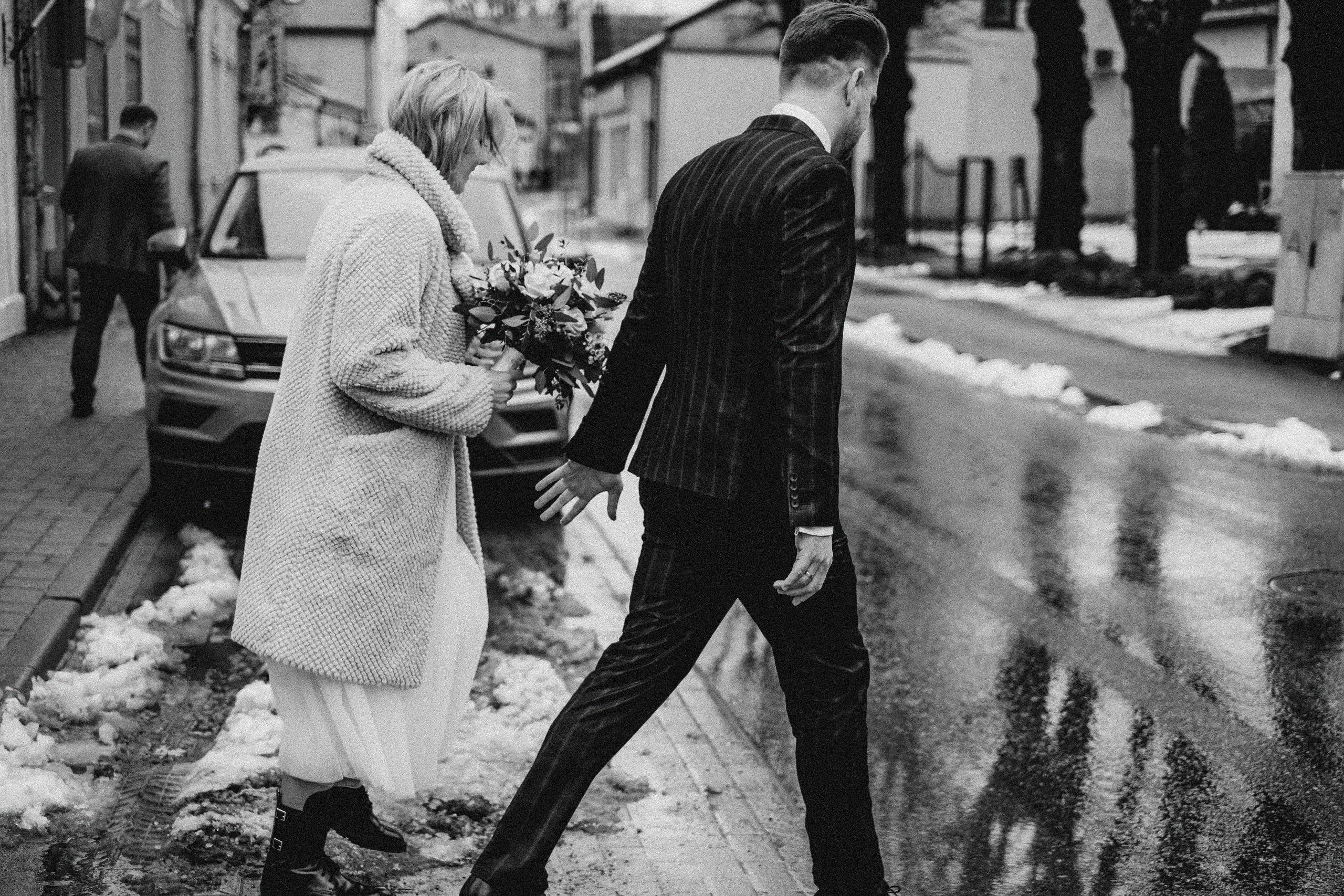 Kāzu fotosesija ziemā | Elīna un Mārtiņš. Kāzu × Ģimenes notikumu fotografs Edgars Kalniņš