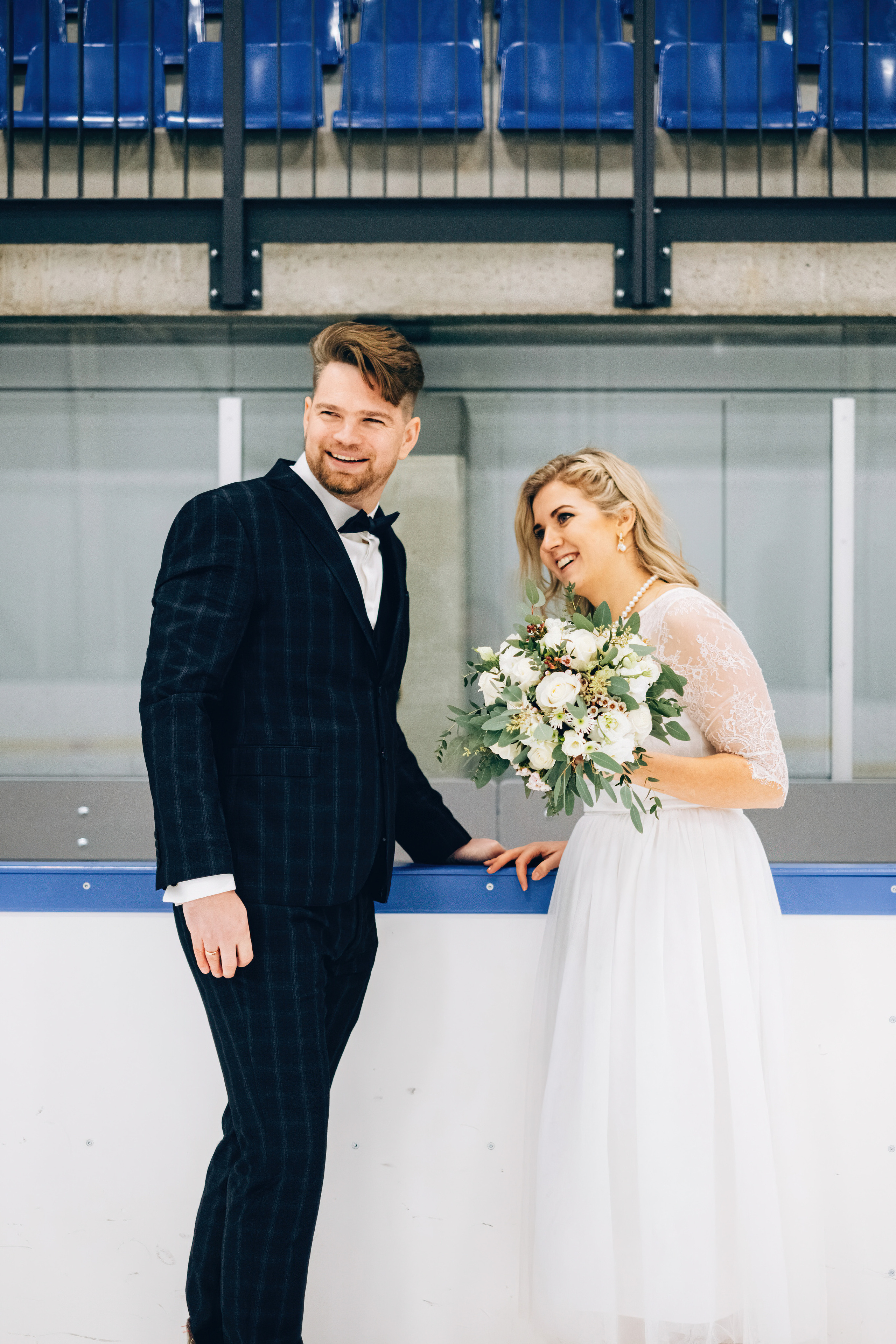 Kāzu fotosesija ziemā | Elīna un Mārtiņš. Kāzu × Ģimenes notikumu fotografs Edgars Kalniņš